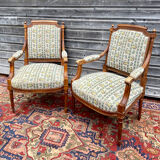 Paire de fauteuils en bois naturel de style louis xvi xix eme siècle