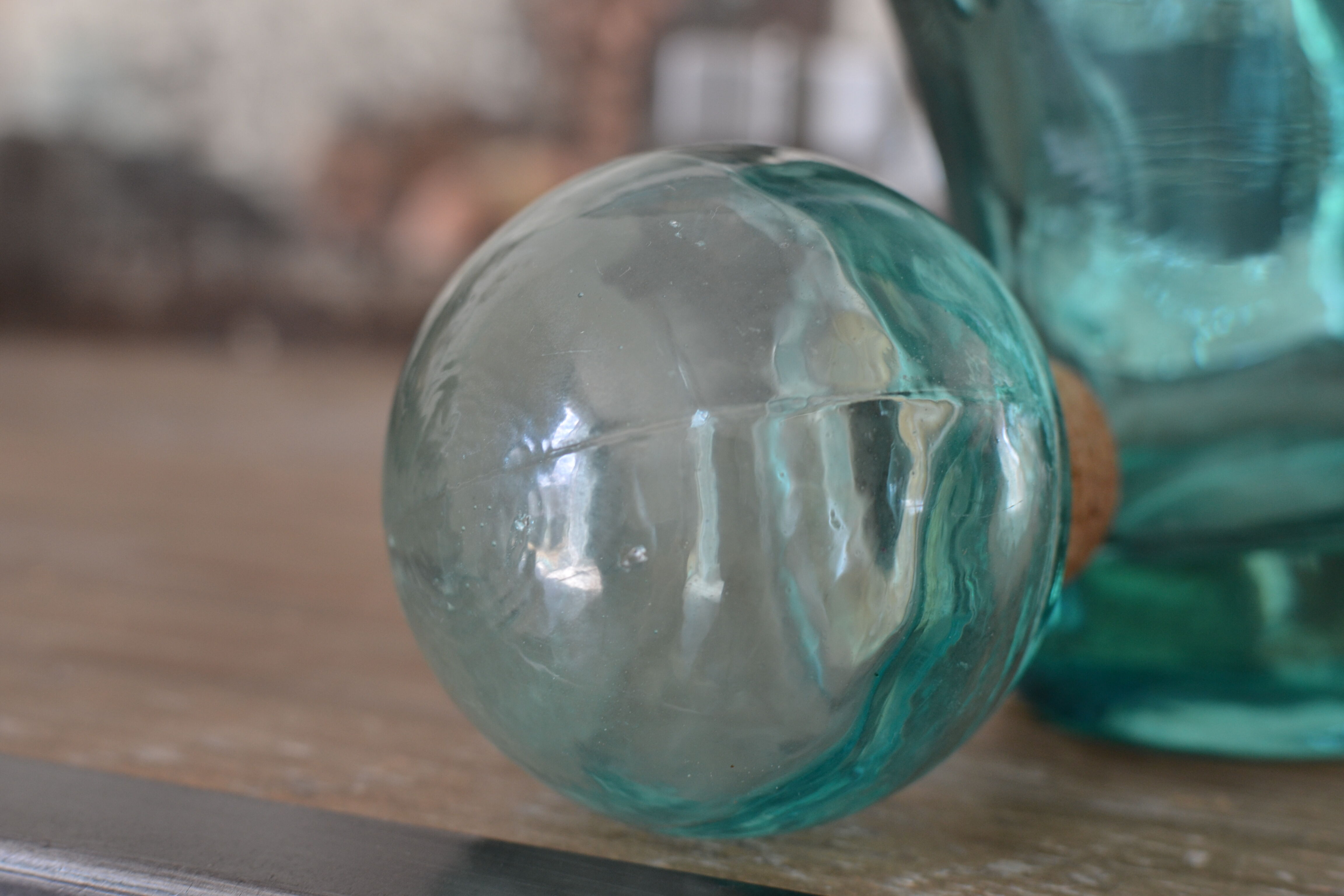 Blue bottle XXL shape perfume bottle