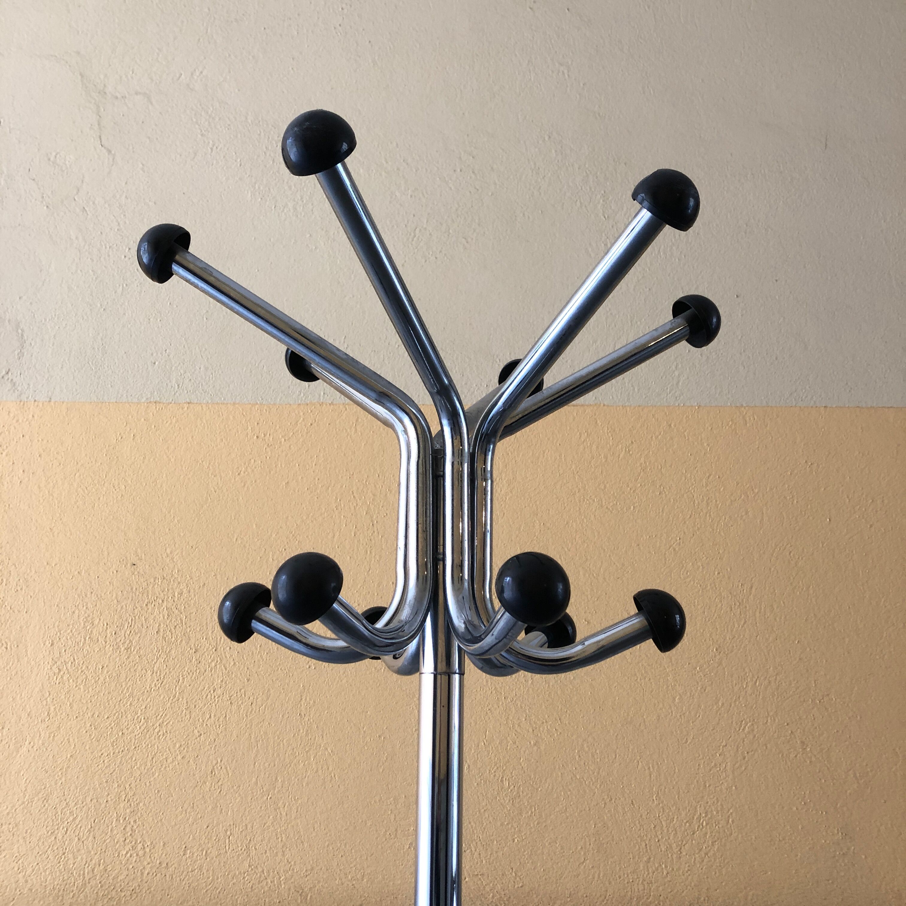 Coat stand