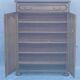 Shoe cabinet