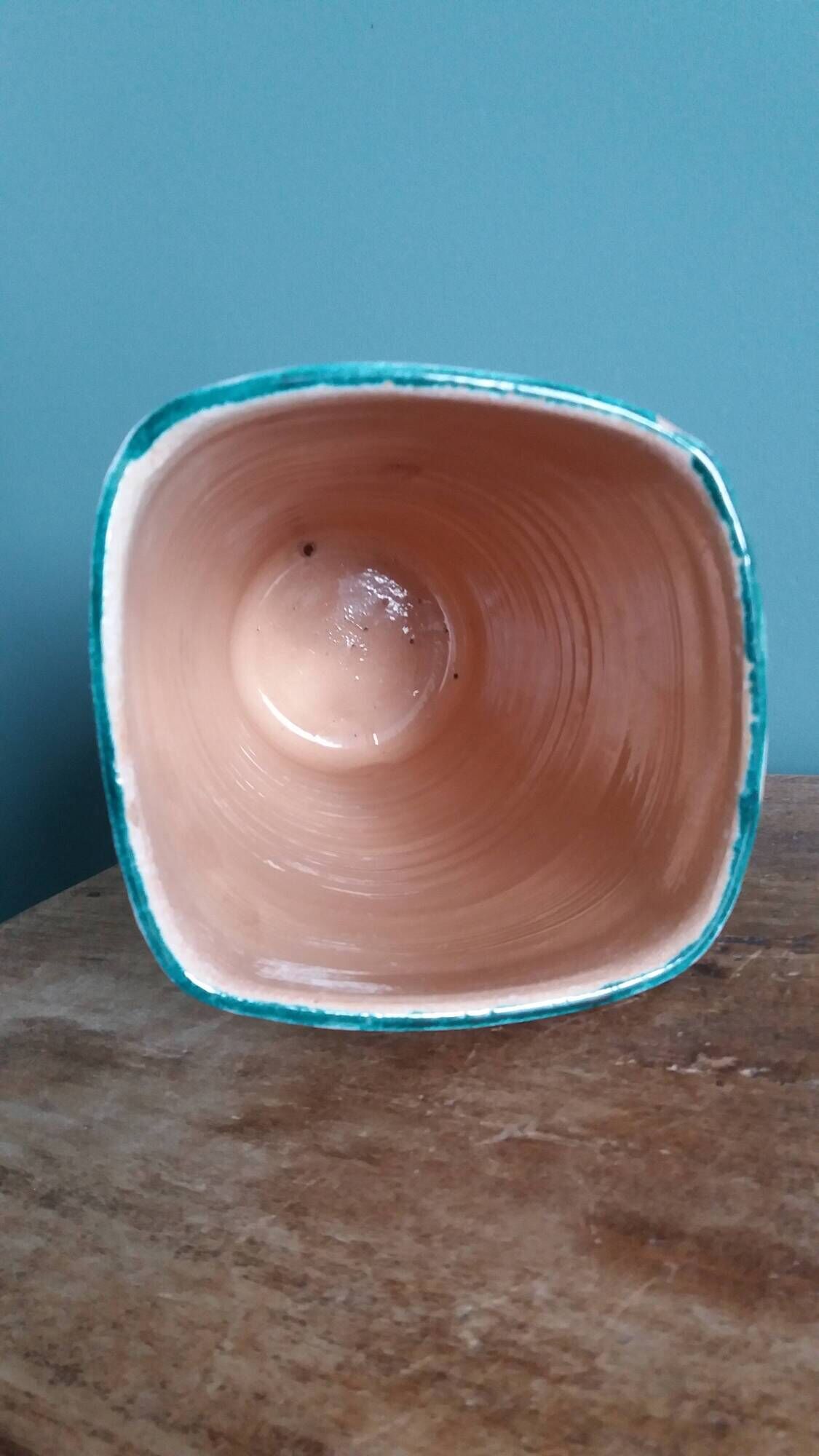 Sgraffito vase signed Nuovo Rinascimento, Fratelli Fanciullacci, Italy