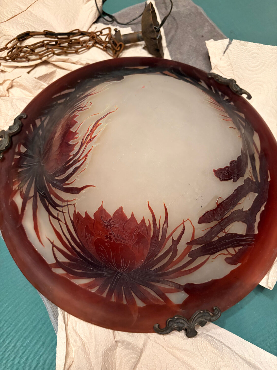 Suspension Émile Gallé