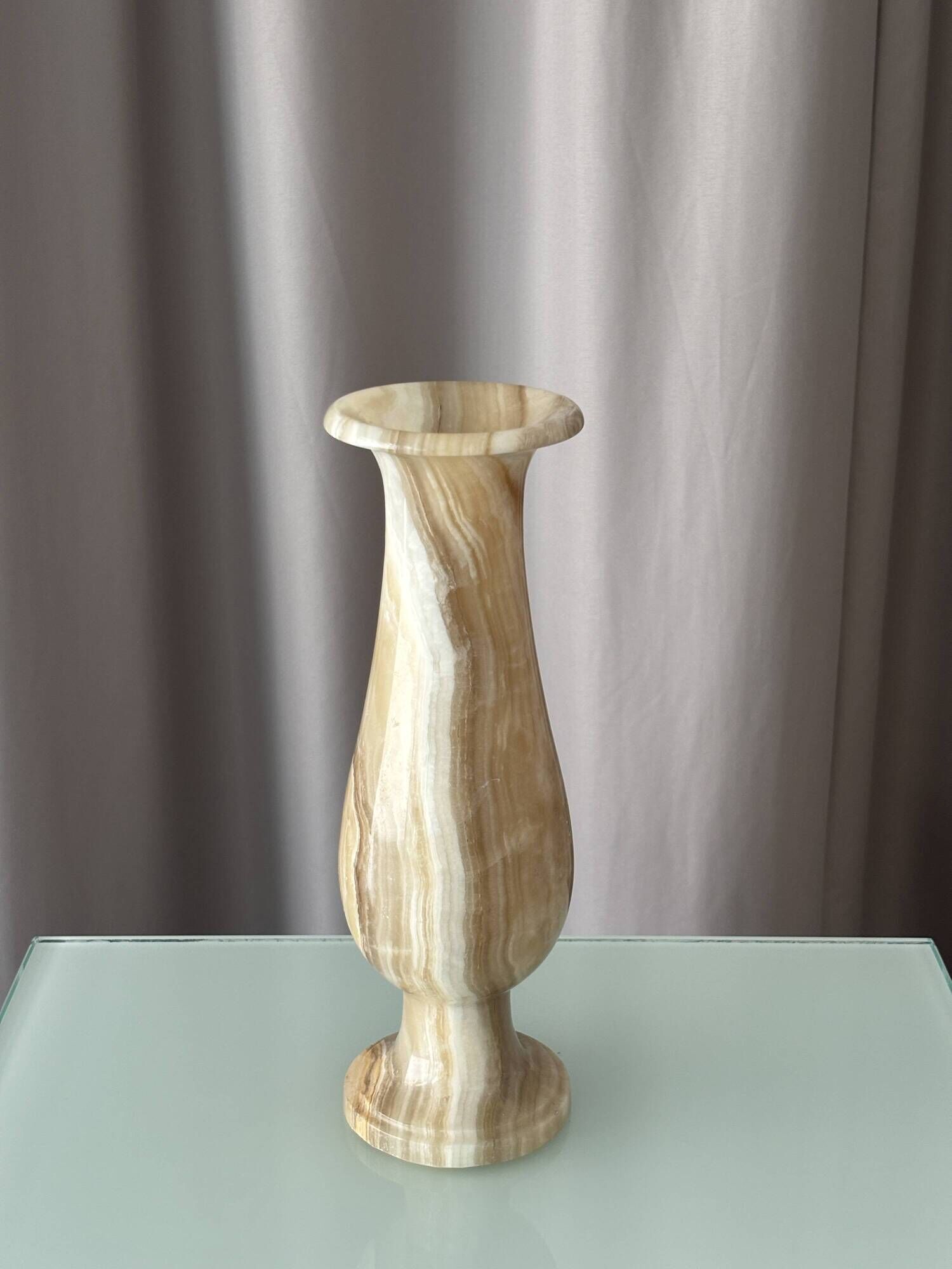 Vintage Italian Onyx Marble Vase – 25 cm – Honey & Cream Stone