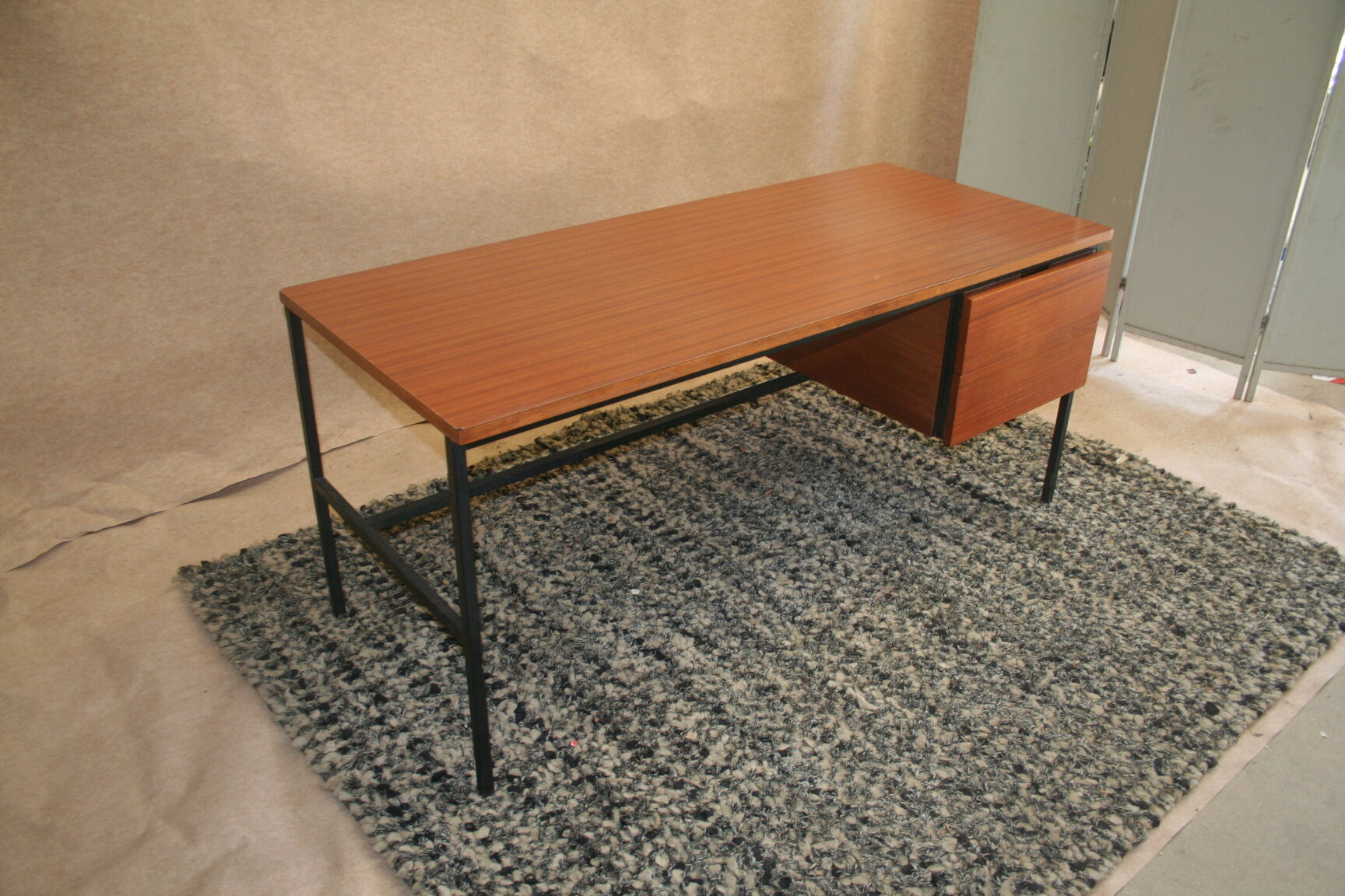 Desk by Pierre Guariche ref 620