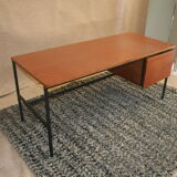 Desk by Pierre Guariche ref 620
