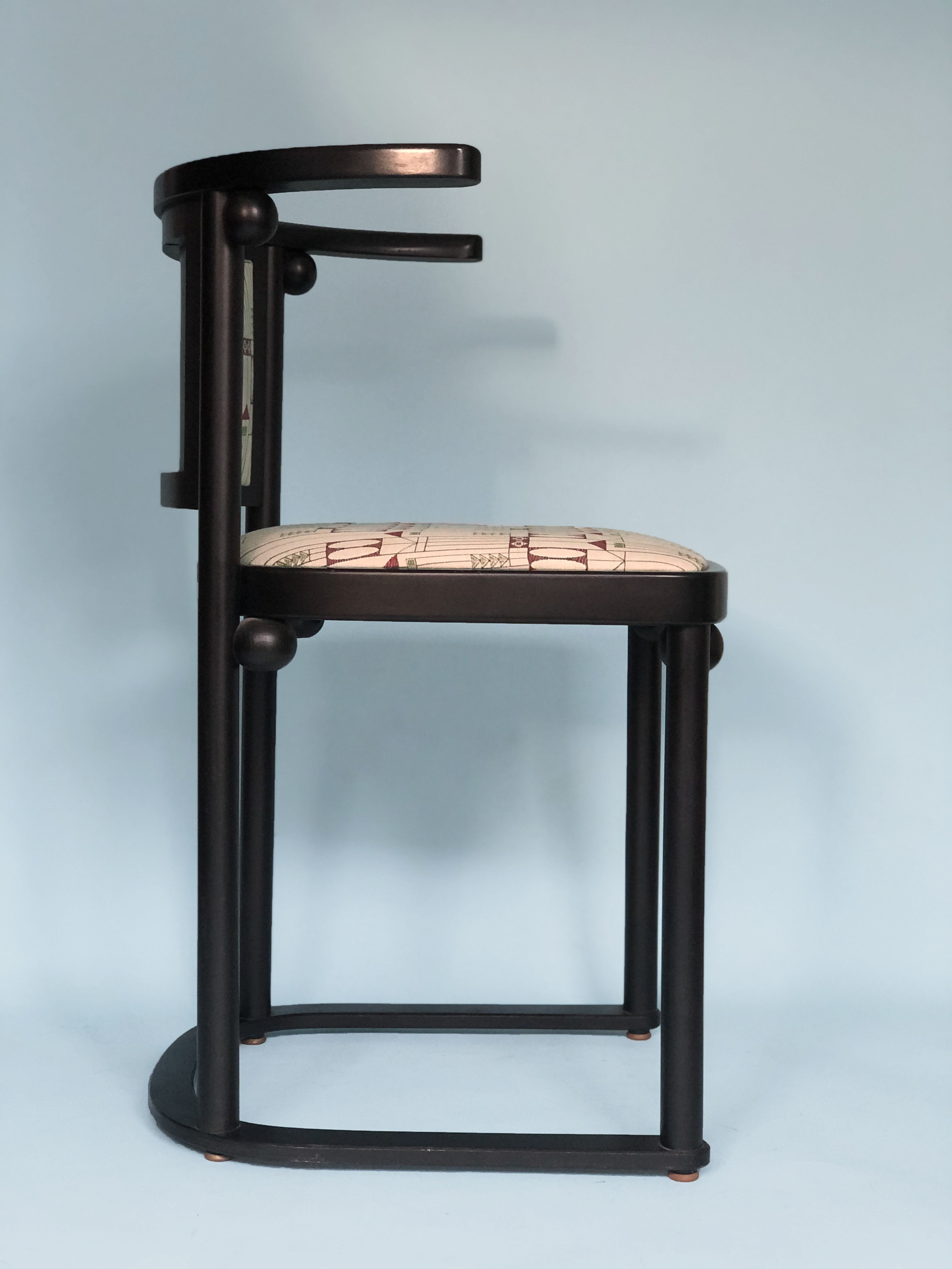 Set of 4 Josef Hoffmann Cabaret Fledermaus Dining Chairs For Wittmann Austria