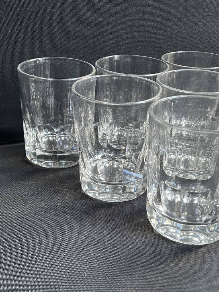 6 Baccarat whiskey tumblers – ½ strong crystal - Art Nouveau