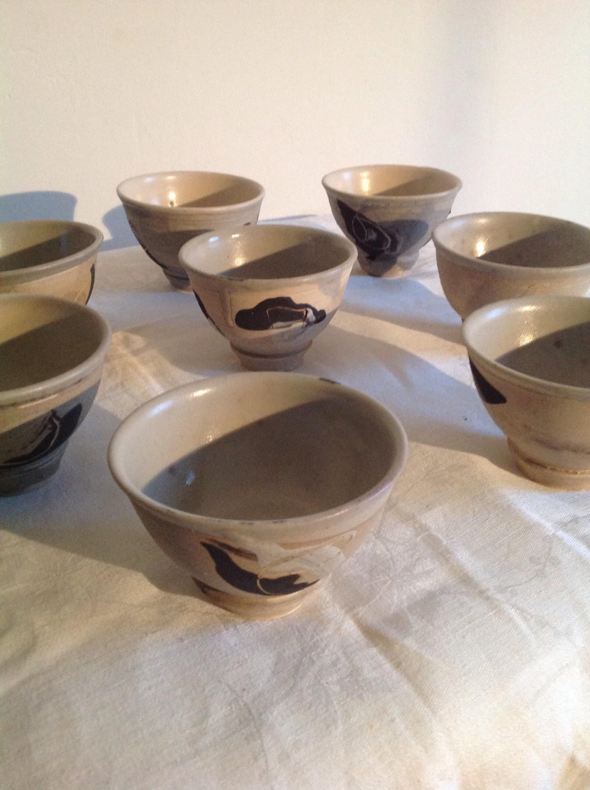 8 ceramic bowls