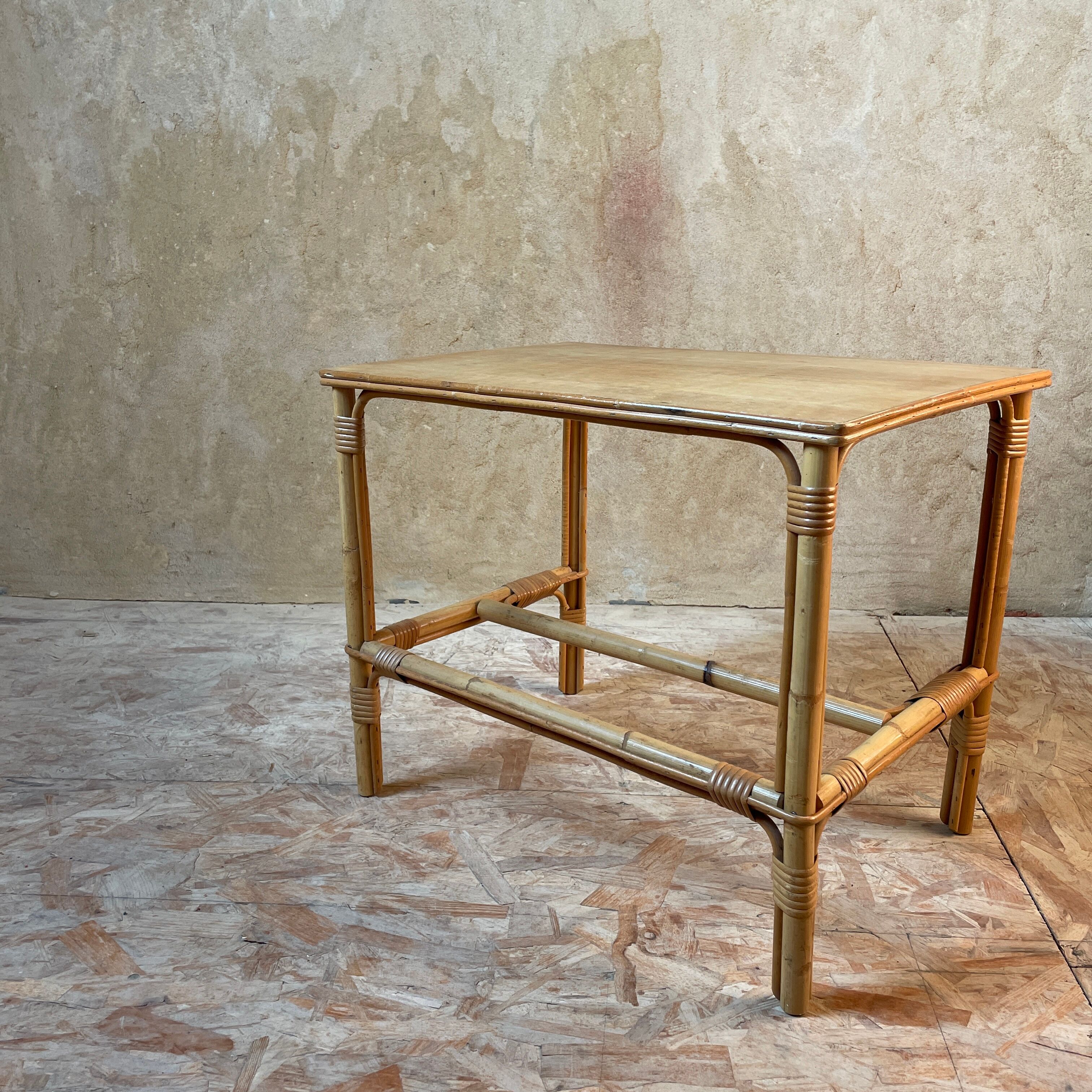 Petite table basse bambou