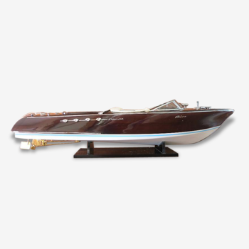 Maquette bateau bois RIVA AQUARAMA lamborgini 90cm