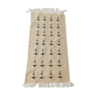 White and black carpet with Berber motifs