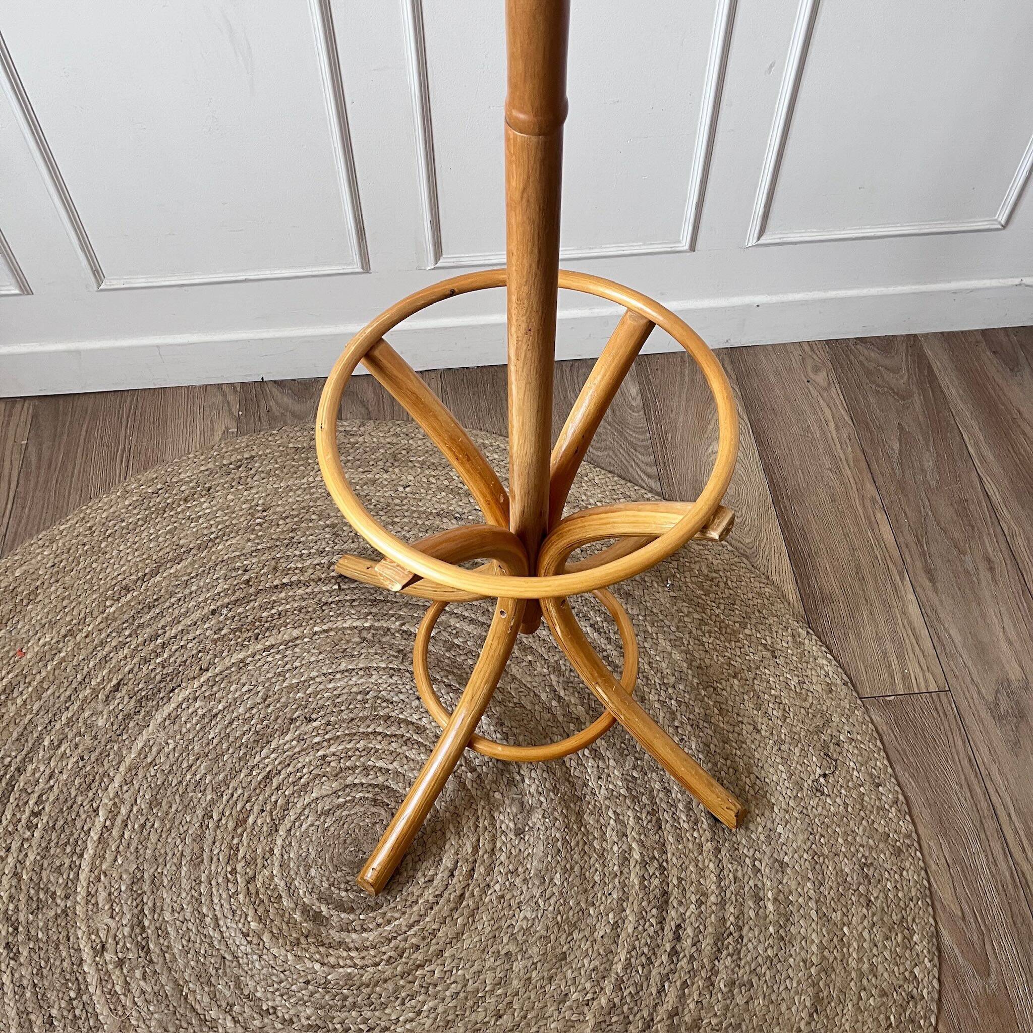 Vintage parrot coat rack in light wood