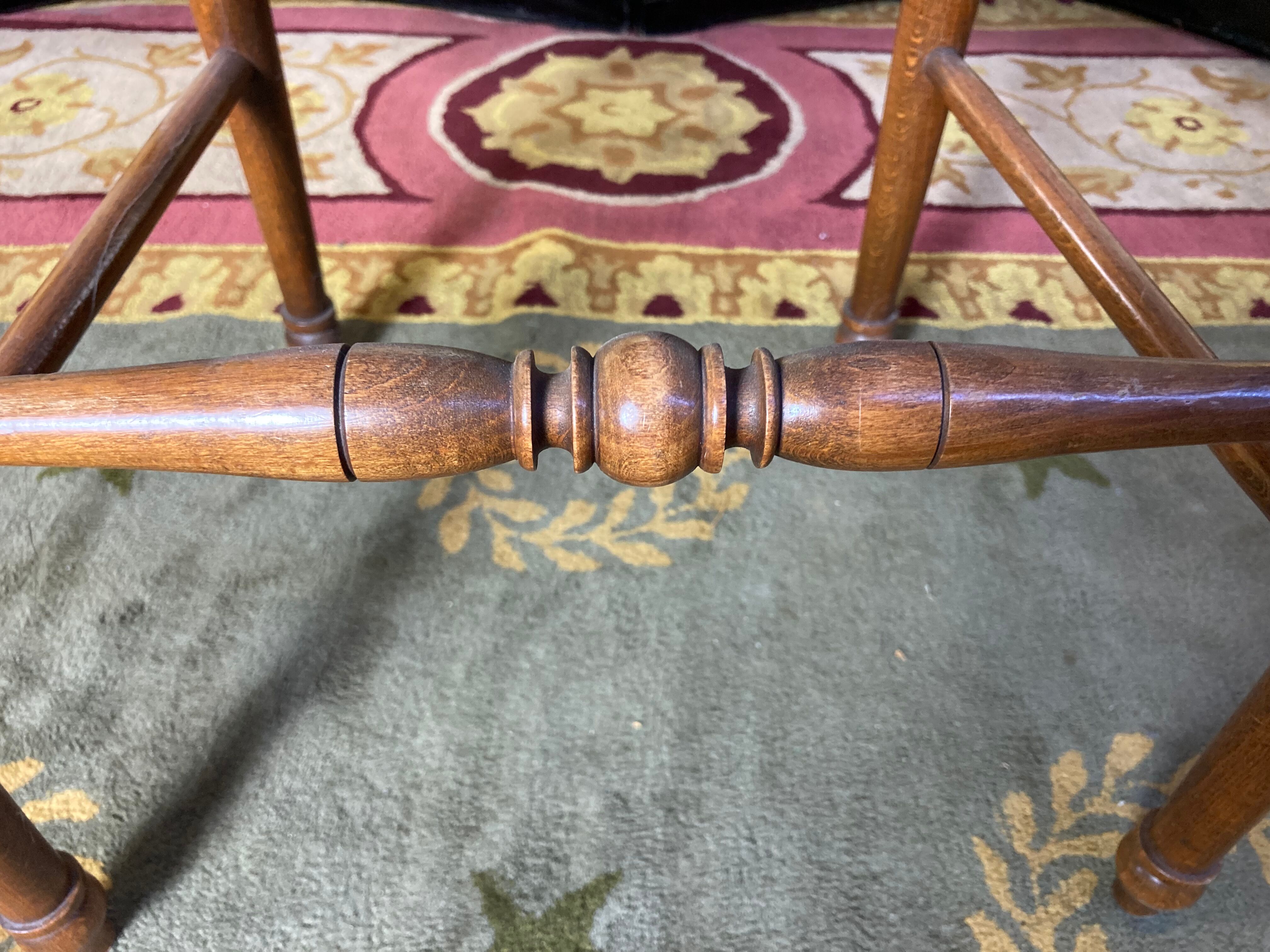 6 light beech mulched chairs
