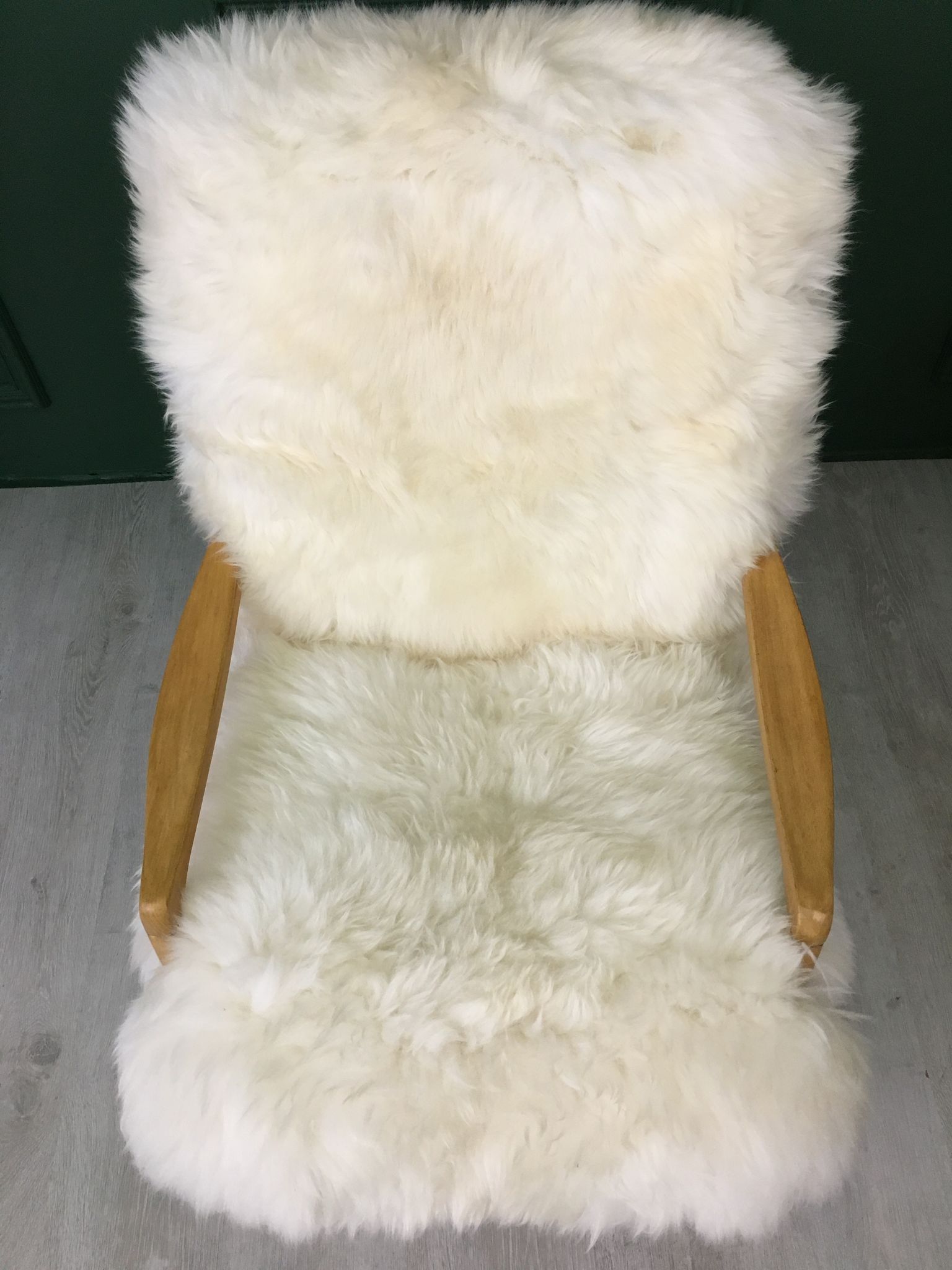 Vintage Design Art Deco White Sheepskin Fluffy Fury Chair Armchair