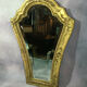 Miroir biseauté en bois et stuc doré 49 x 35,5 cm