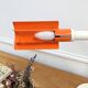 Lampe bureau orange et blanche en métal