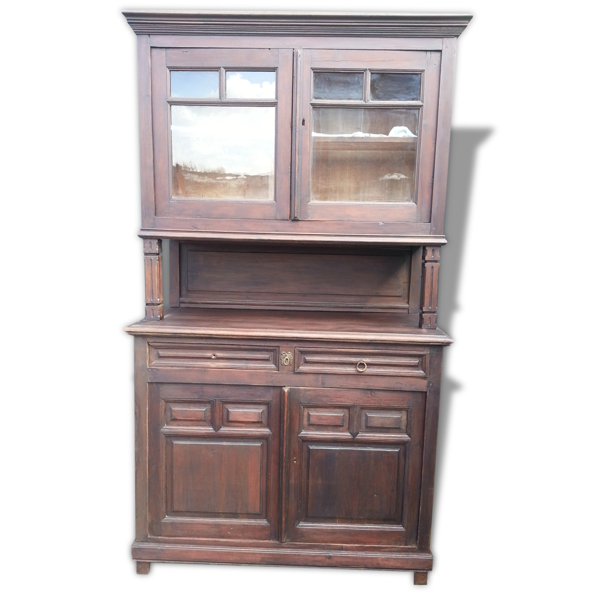 Buffet three former bodies.