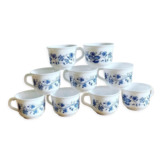 Set of 9 Arcopal cups