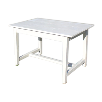 Table de ferme blanche patinée