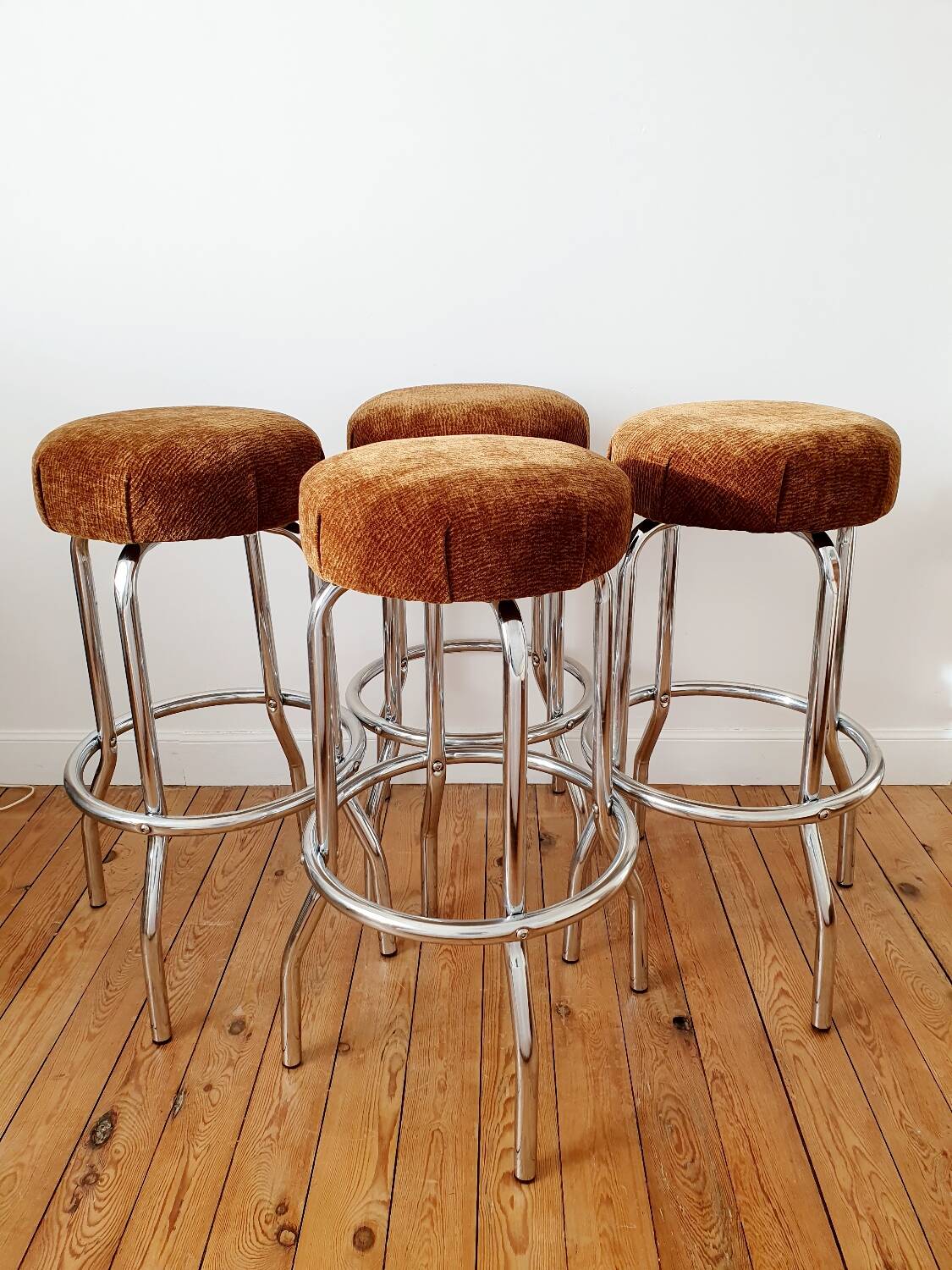4 Tabourets de bar chromé vintage