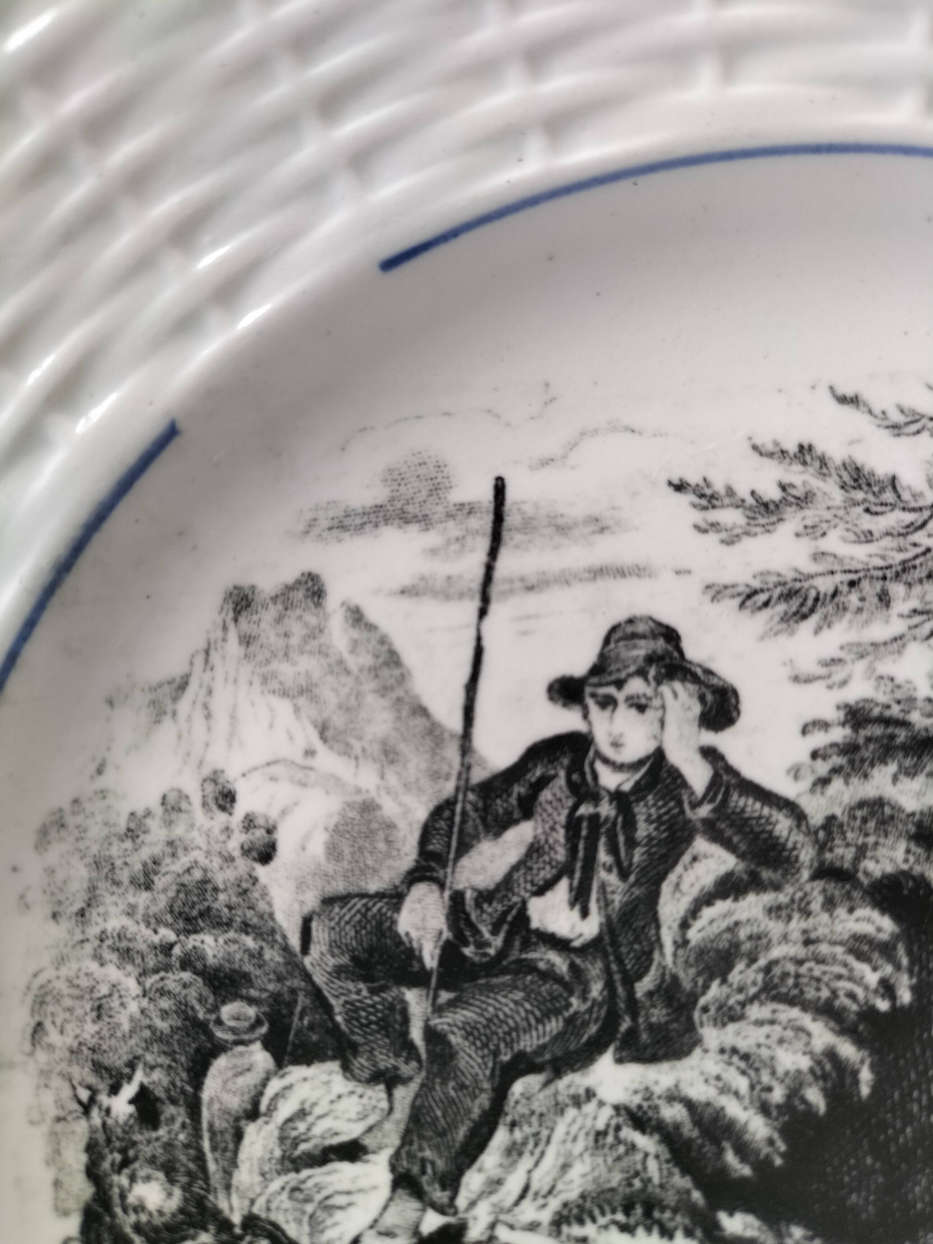 Série complète 12 assiettes Digoin Sarreguemines – Les 12 mois (1900-1920)