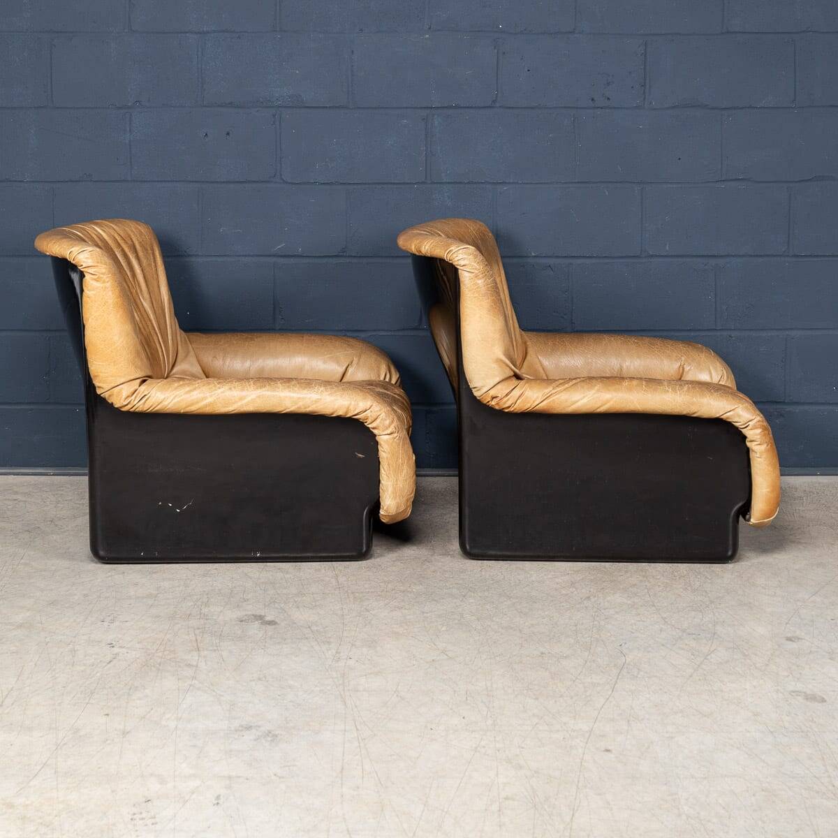 Vintage 20thc pair of italian leather lounge chairs by rossi di albizzate
