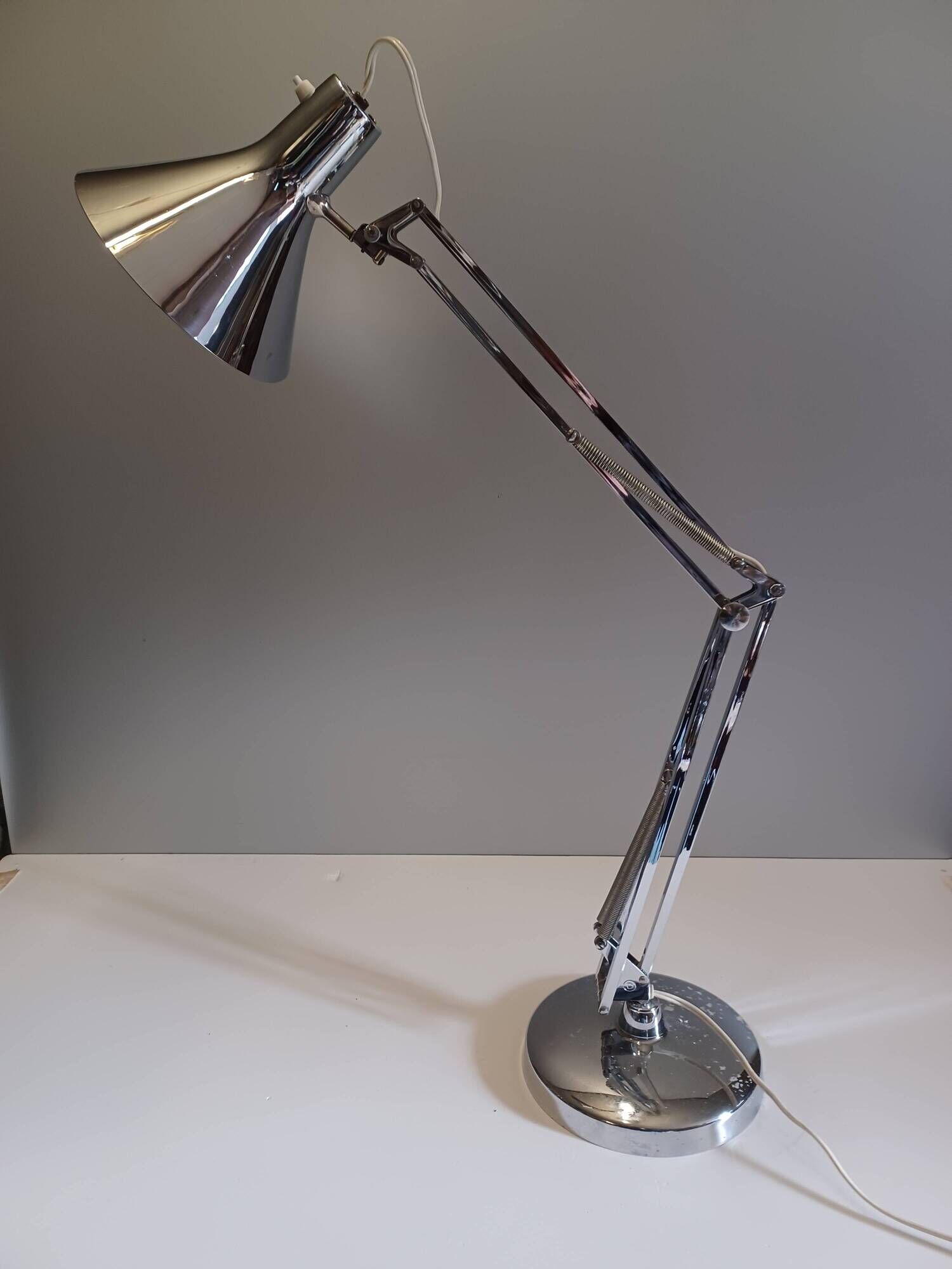 Luxo L4 Lamp - By Jacob Jacobsen Very beautiful Luxo model L4 lamp by Jac