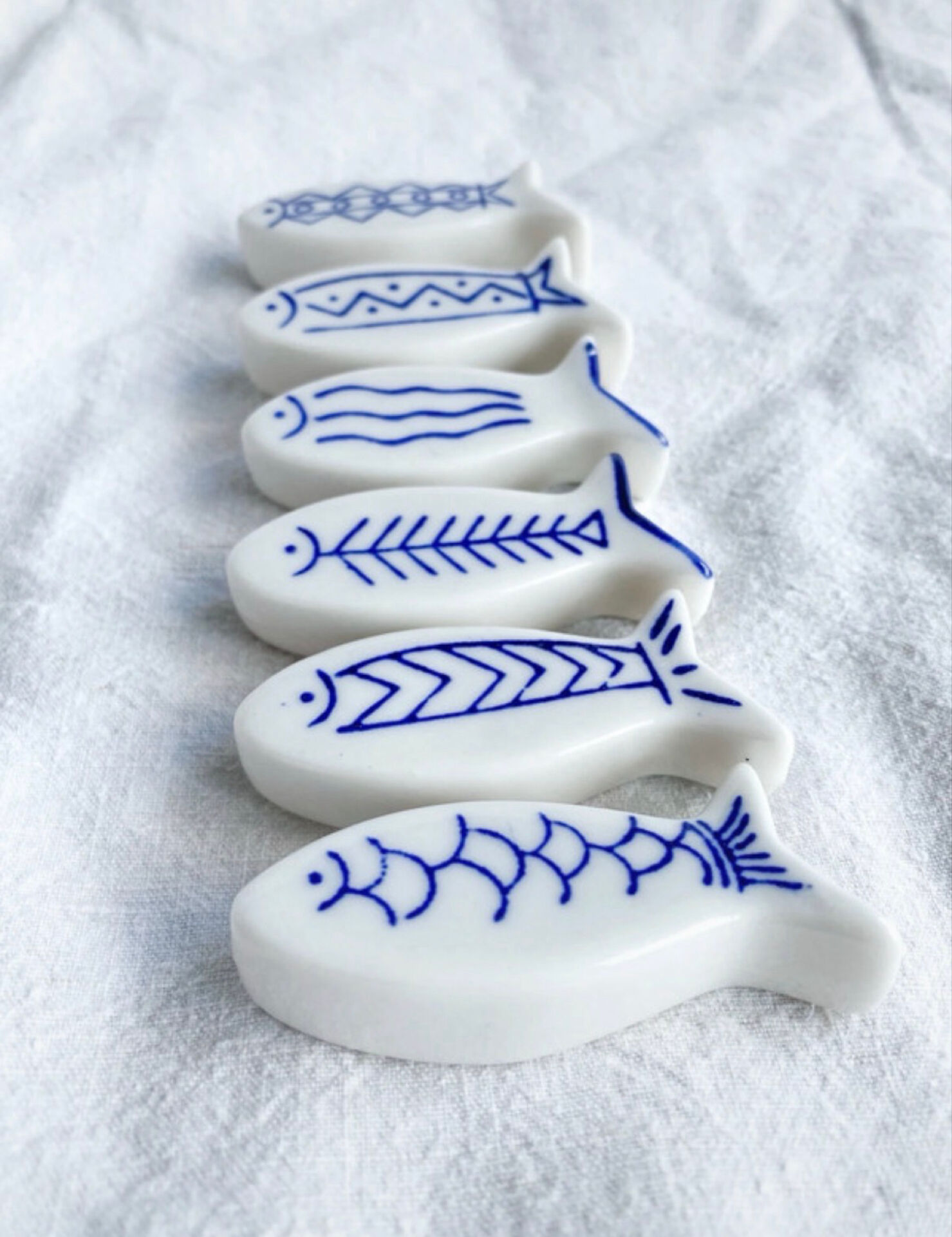 6 ceramic fish knife rests