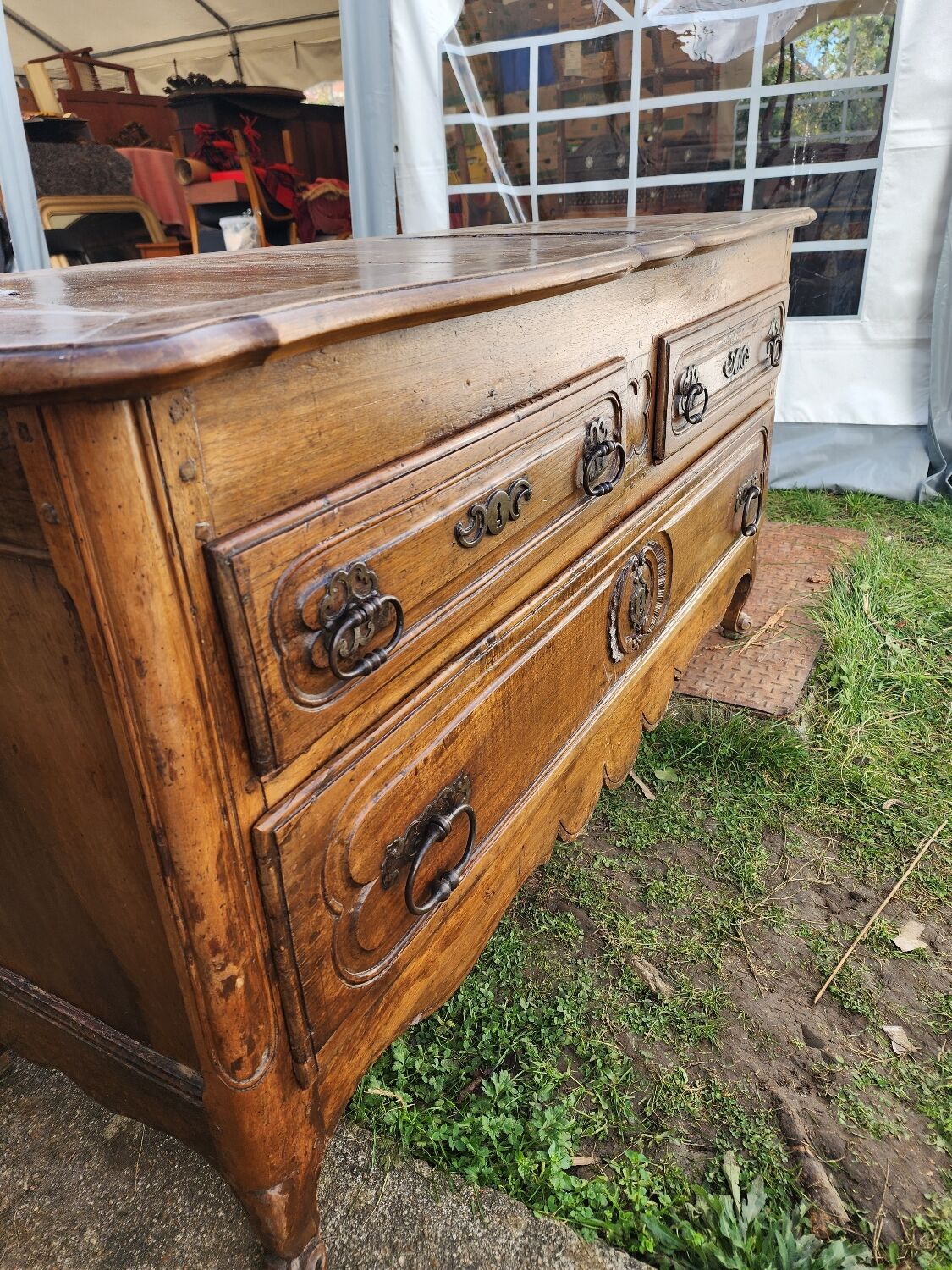 Louis XV style chest of drawers