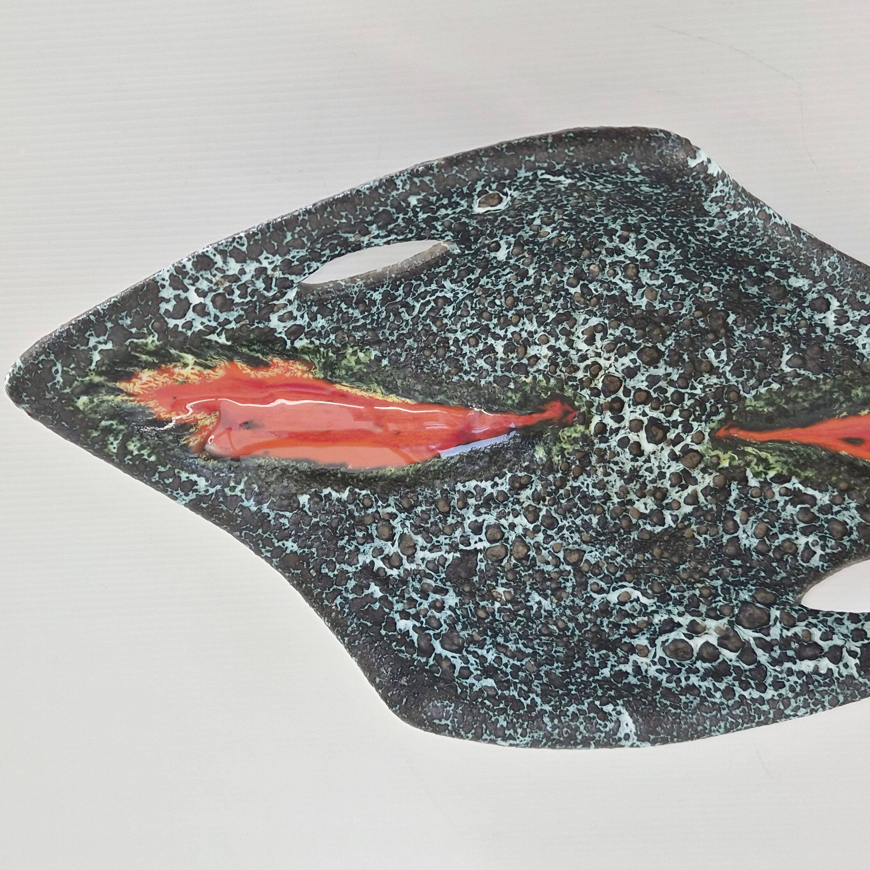 Vintage 1960s fruit bowl, ceramic Fat Lava, signed Vallauris.
