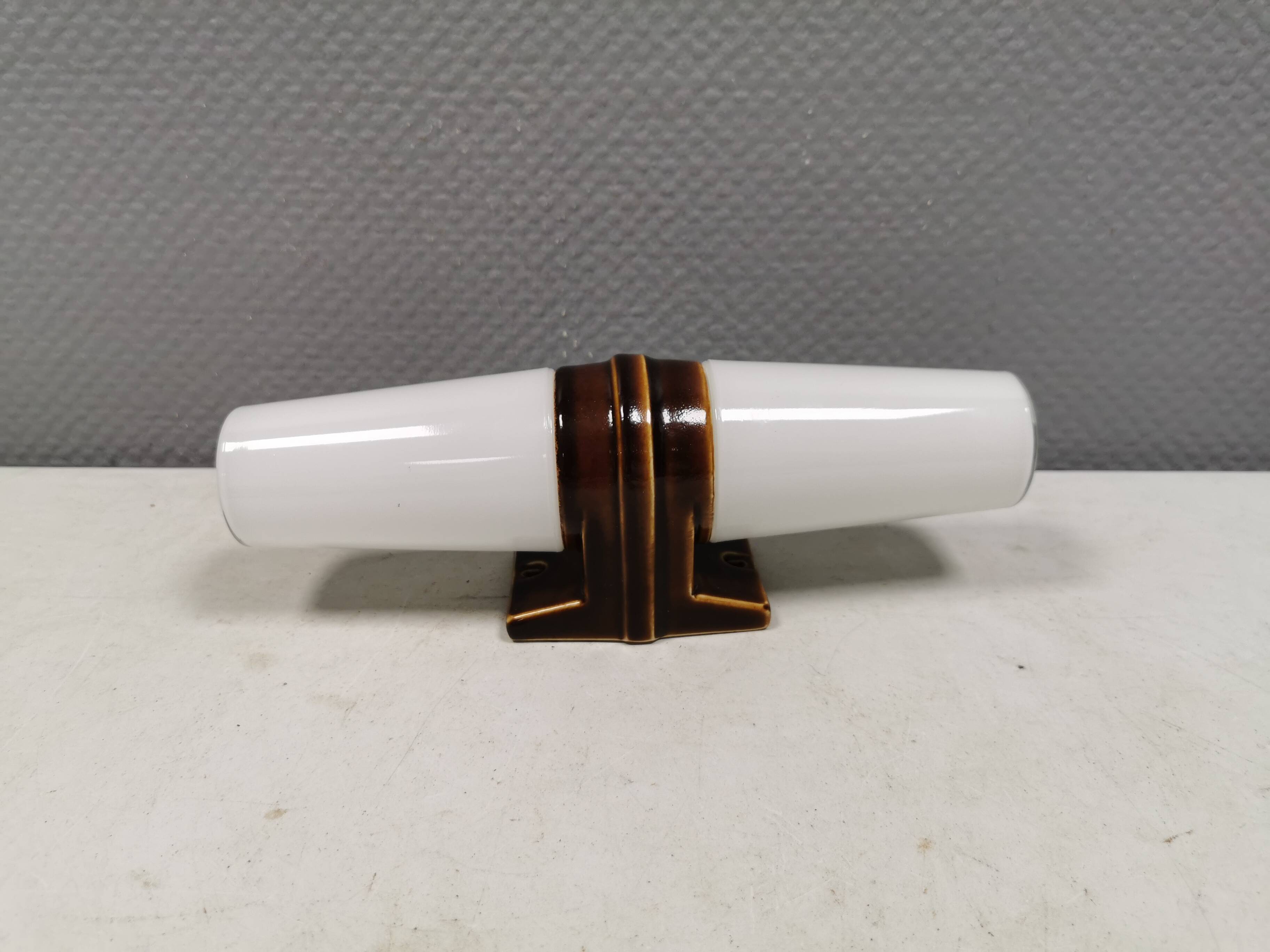 Lampe de salle de bain/mur, par Sigvard Bernadotte pour Ifö Suède, modèle 6060.