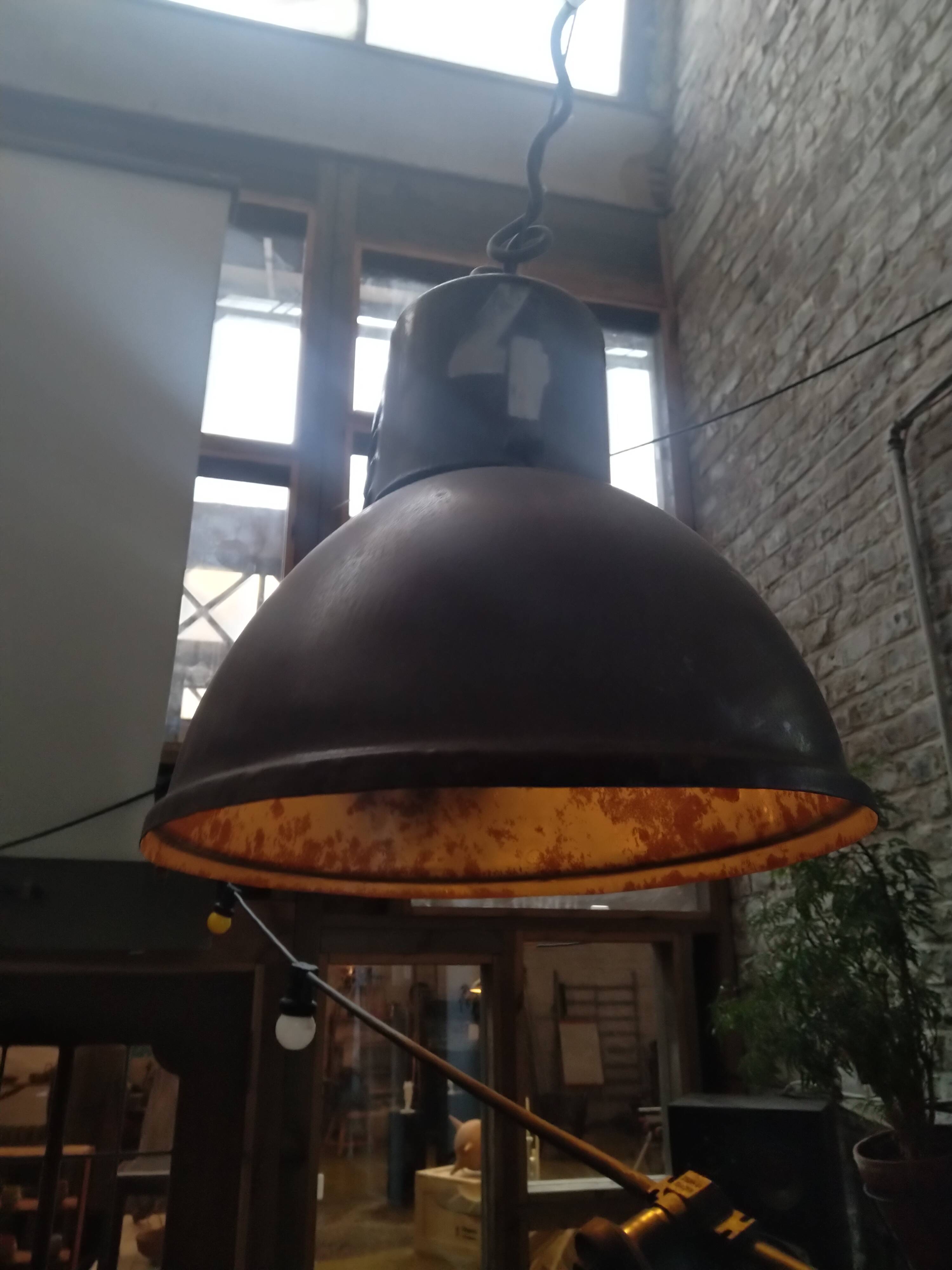 Grande lampe industrielle N°4
