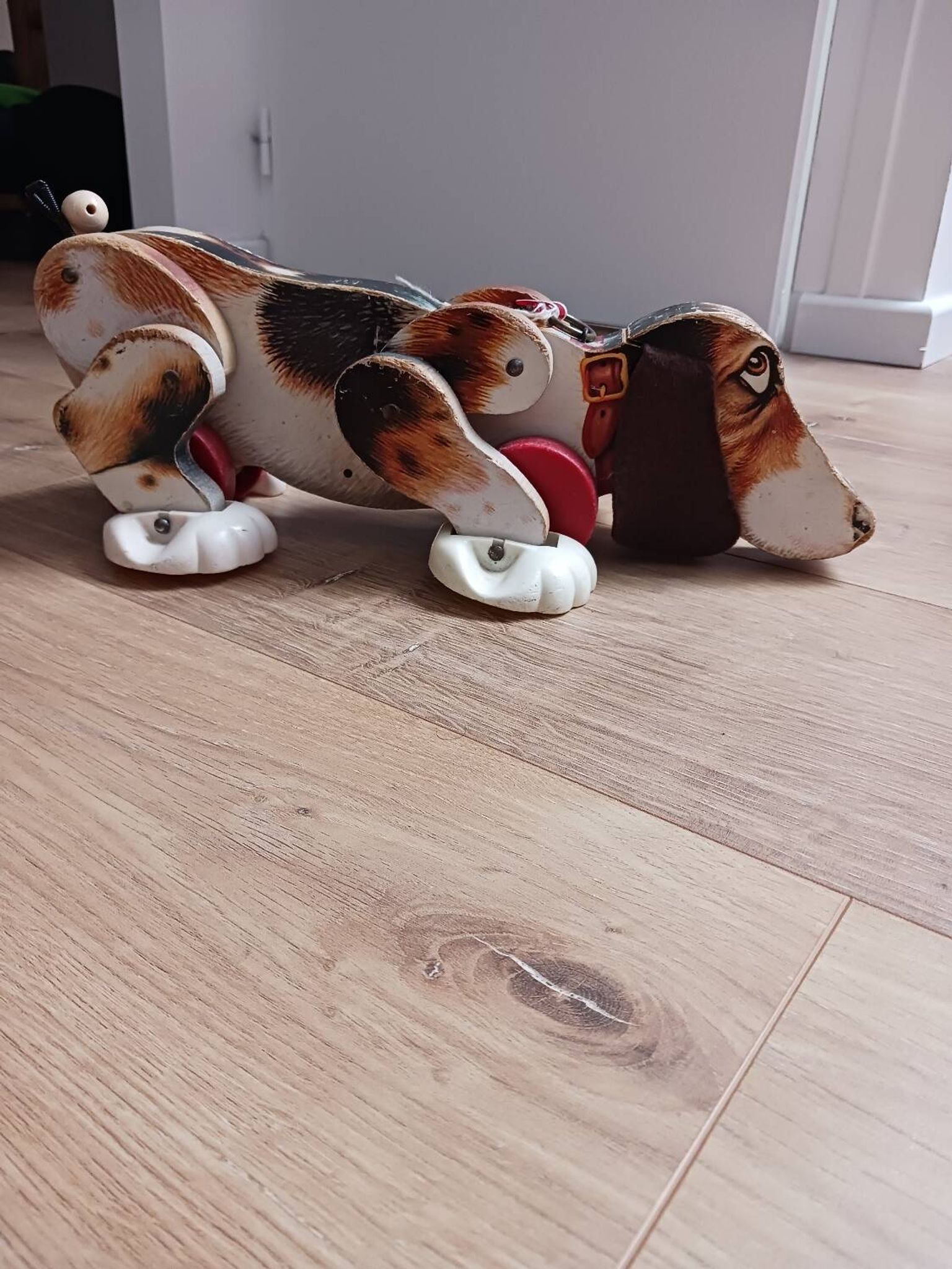 Snoopy wooden pull along dog fisher price