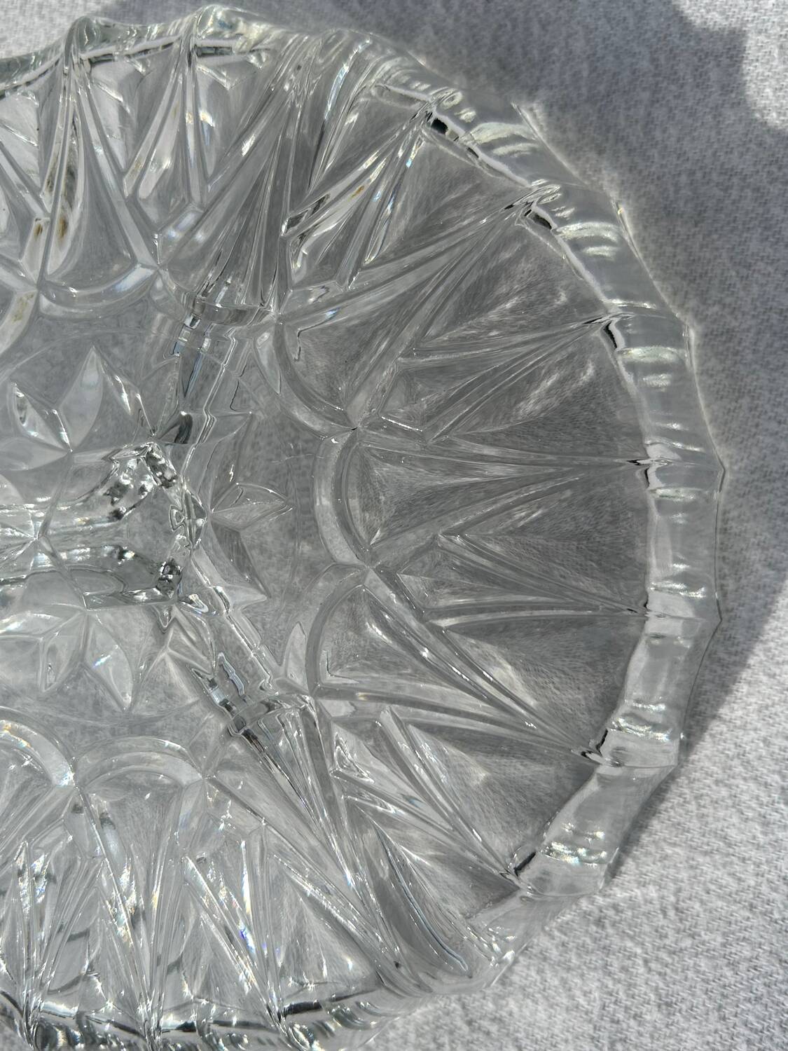 Glass serving dish - Made in France - Mid 20th century