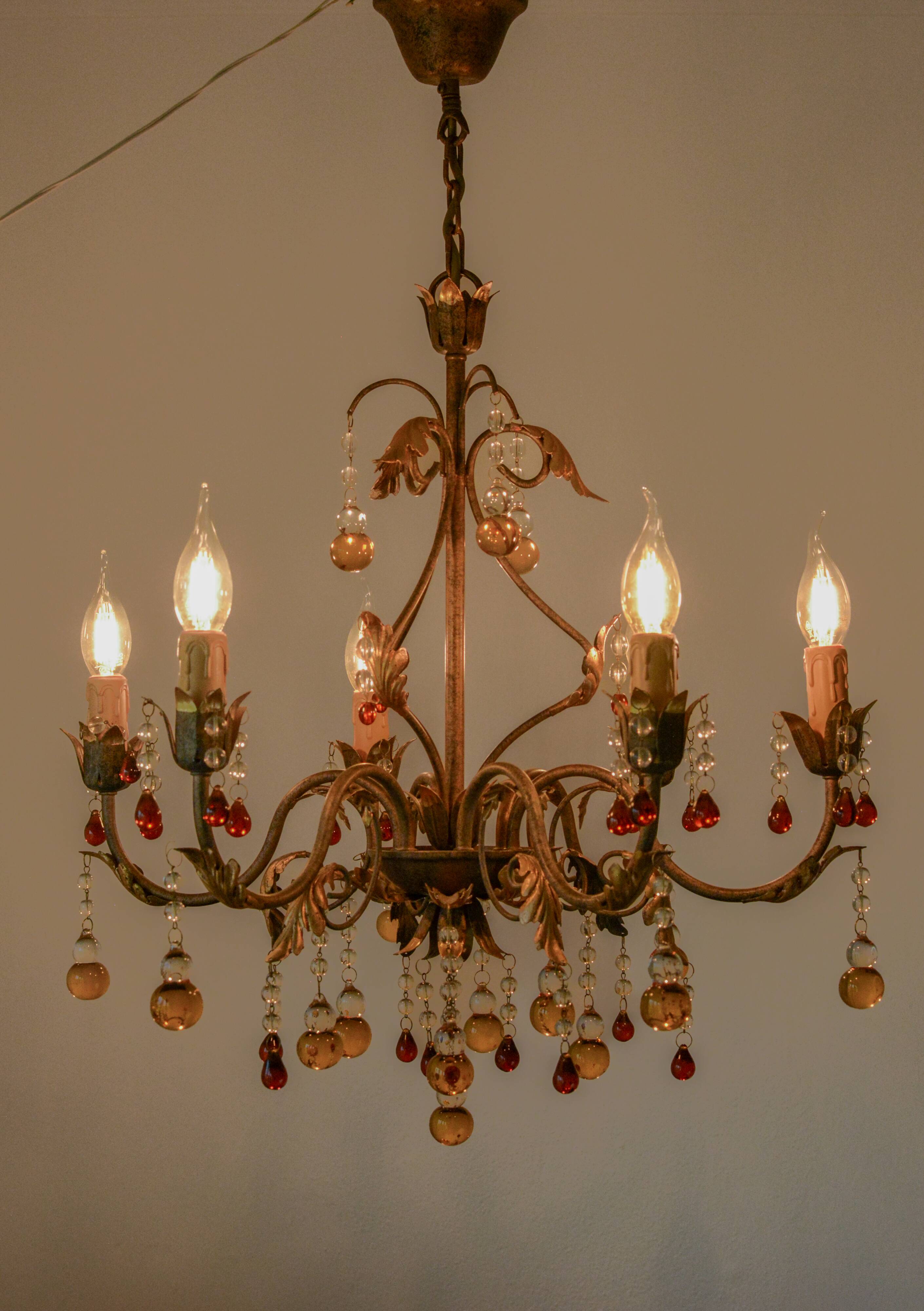 Italian vintage chandelier with Murano glass pendants.