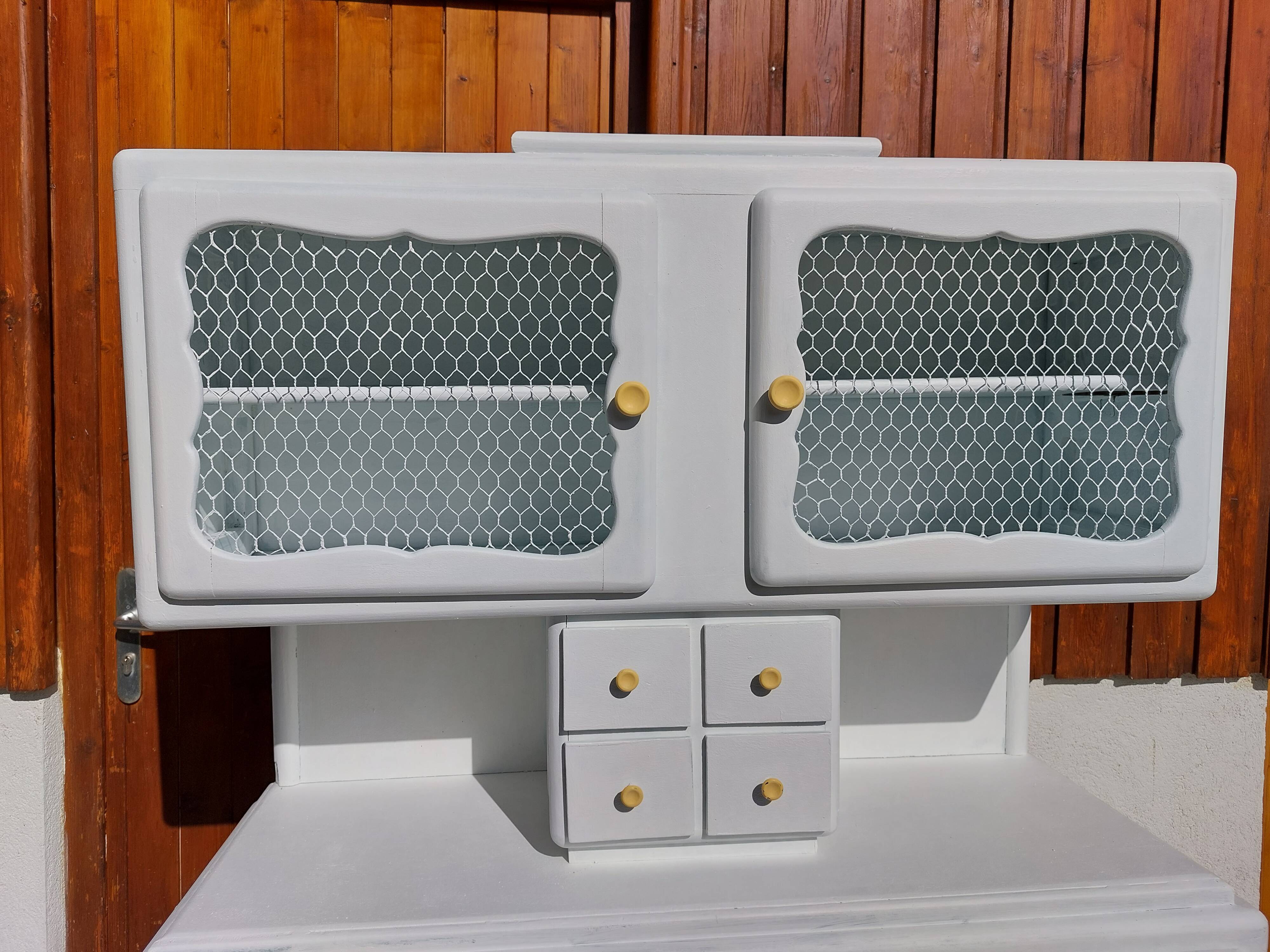 narrow Mado sideboard