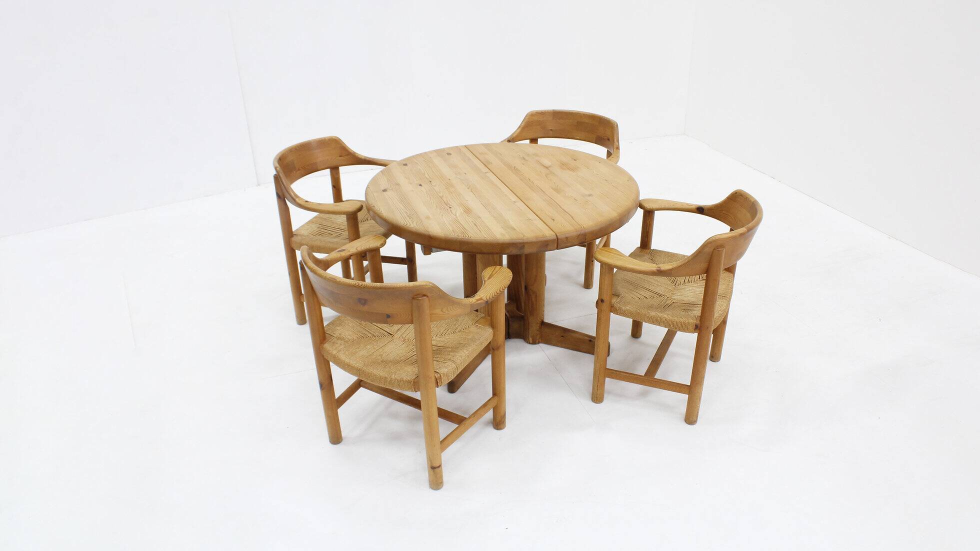 Set vintage dining table and dining chairs pine wood papercord
