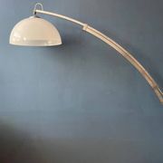 Lampadaire arc vintage de l'ère spatiale dans le style de Guzzini