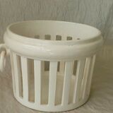 Openwork model faience pot cover