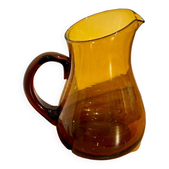 Vintage amber glass pitcher/carafe