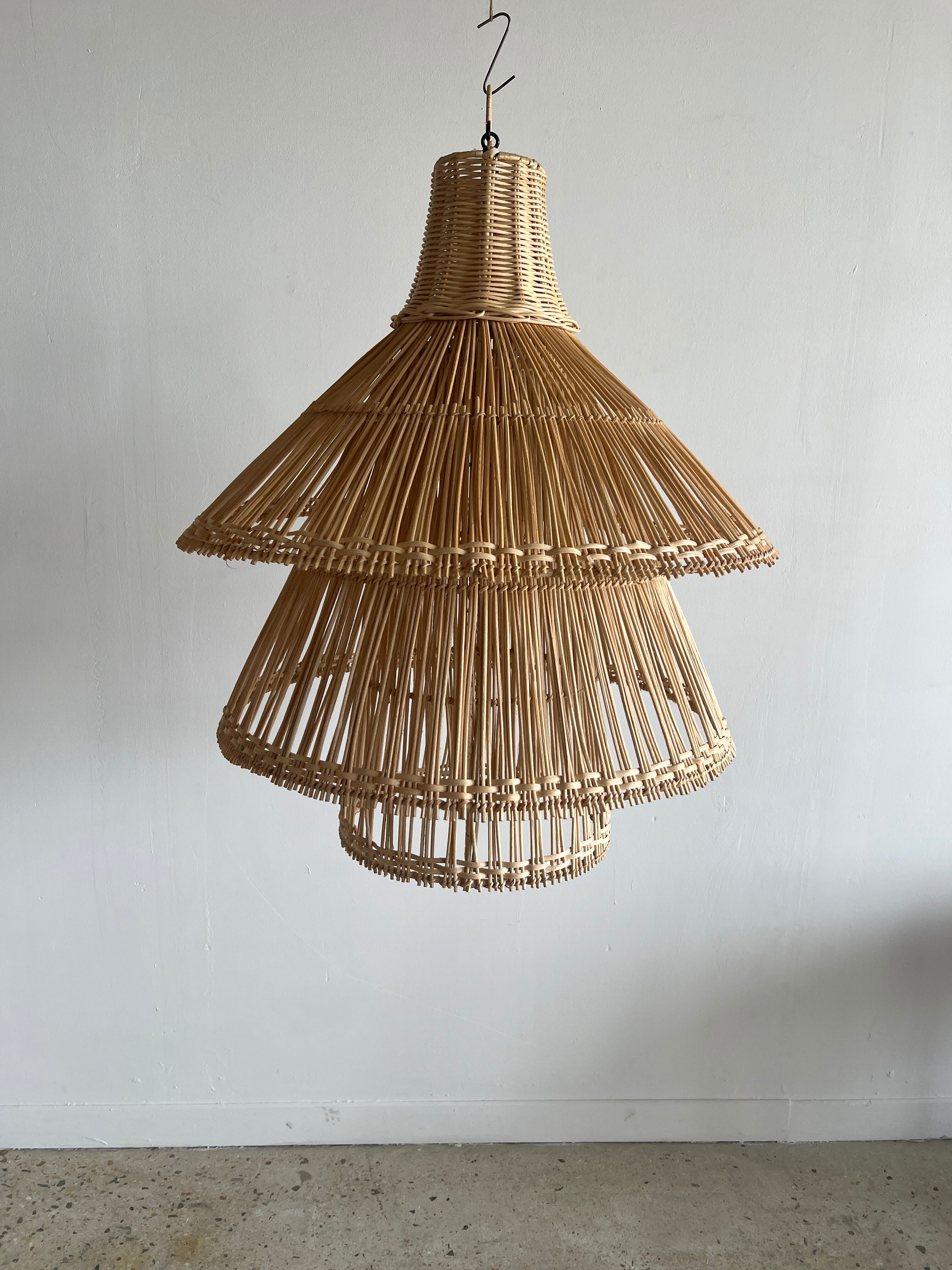 Rattan pendant lamp or light in the shape of an Asian lantern