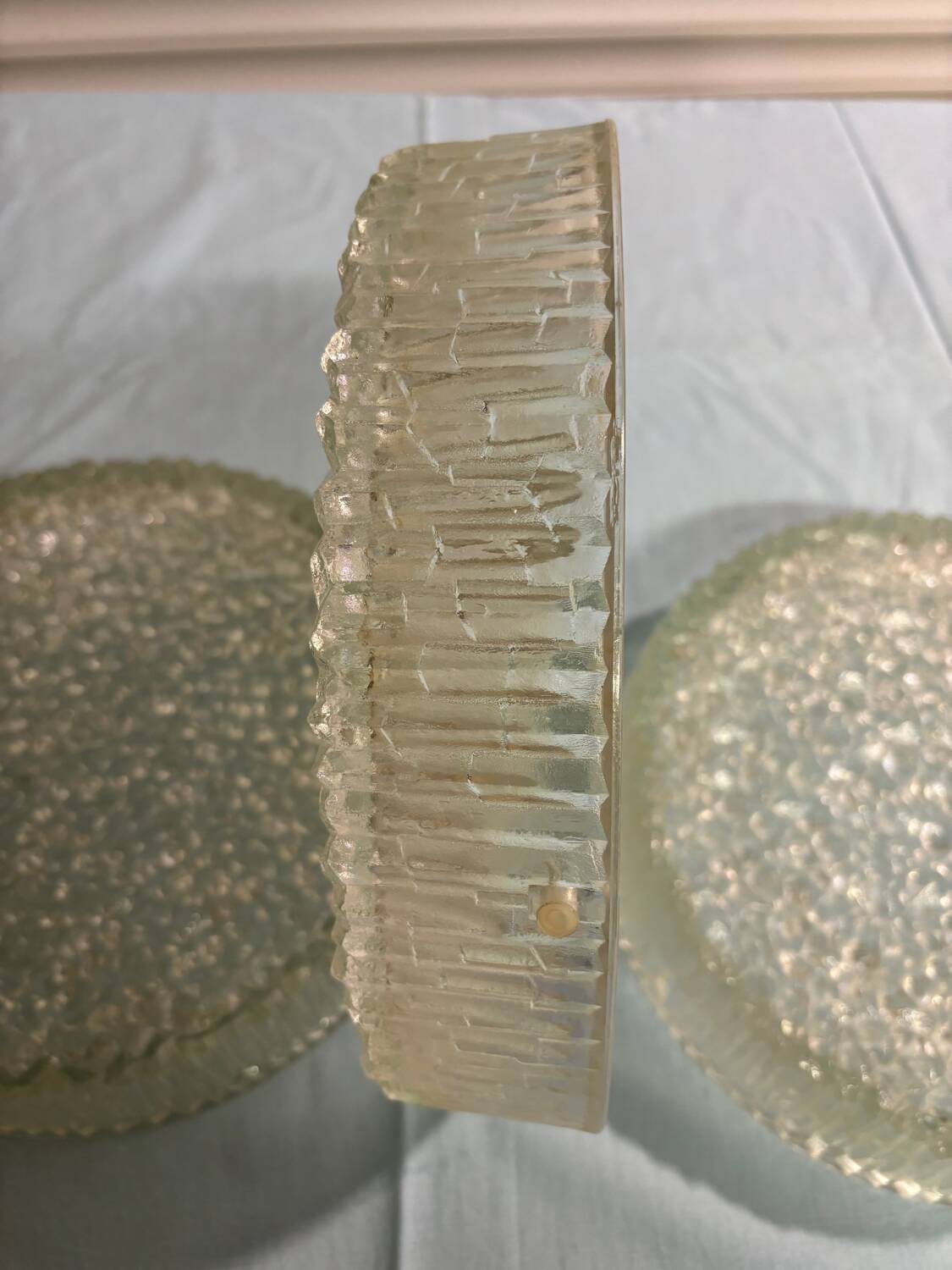 Globe en verre moulé