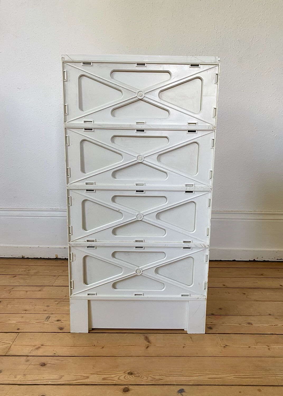 4 drawer chest of drawers