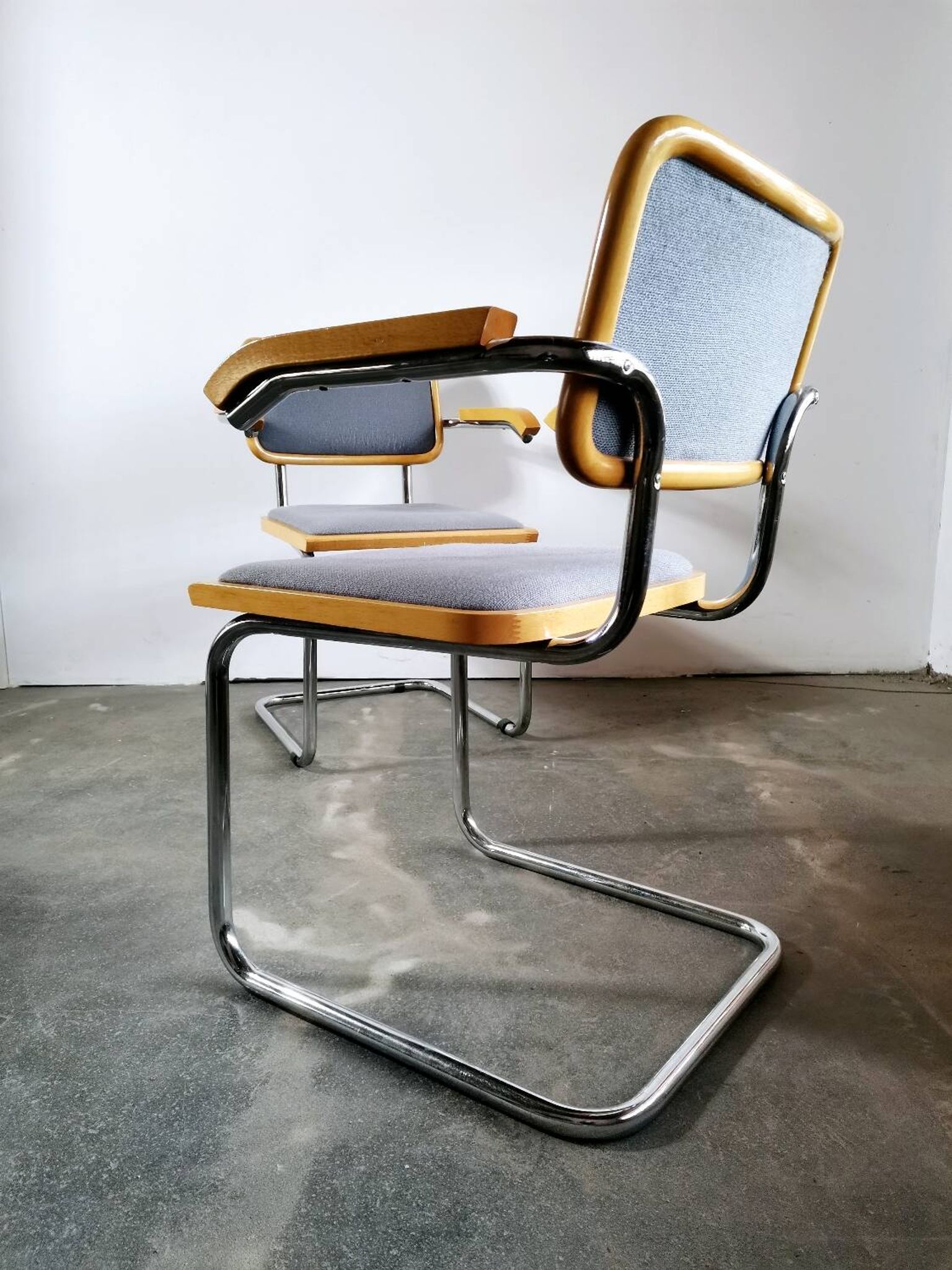 Chaises à accoudoirs des années 1980