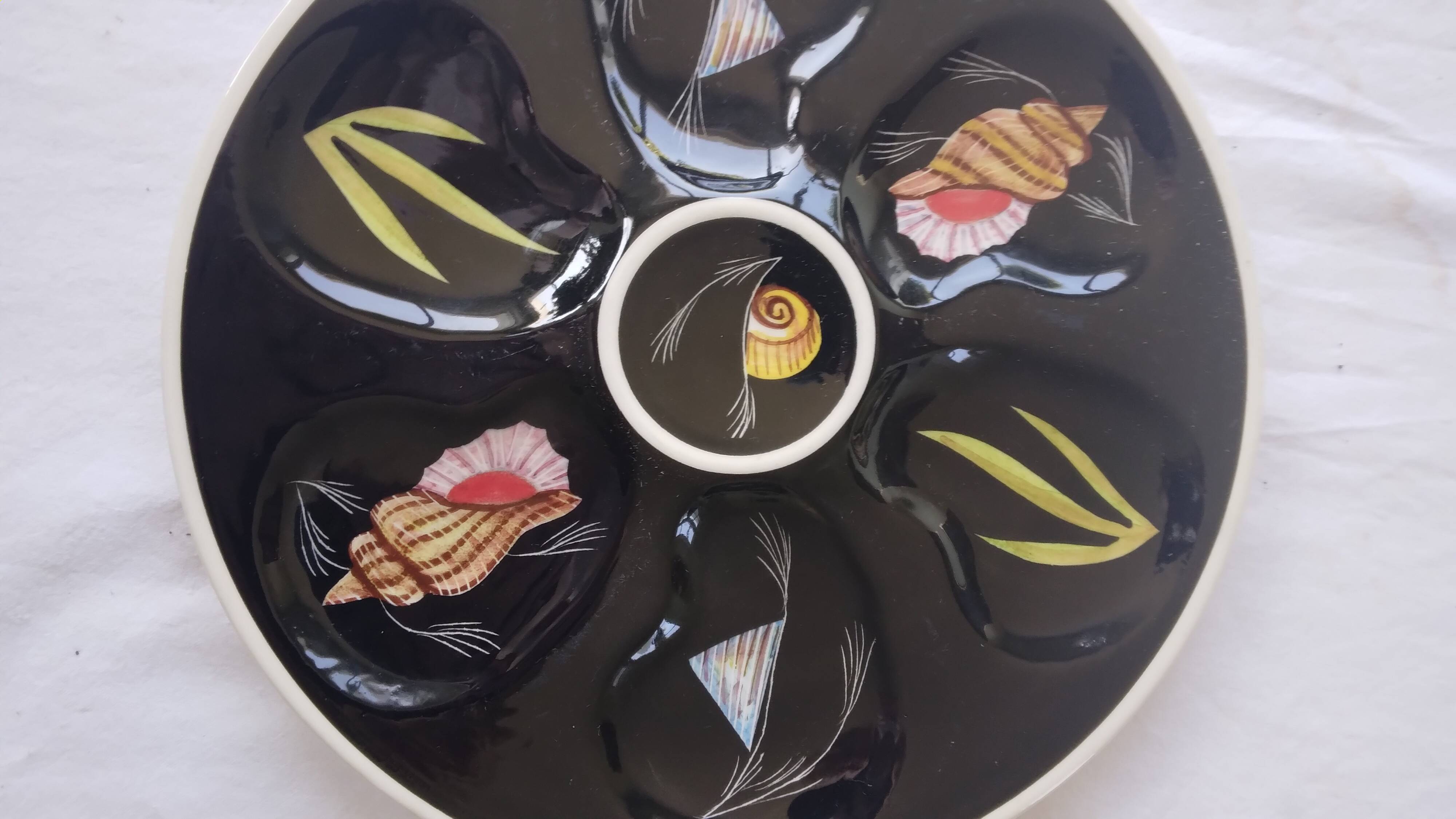 Henriot quimper oyster plates