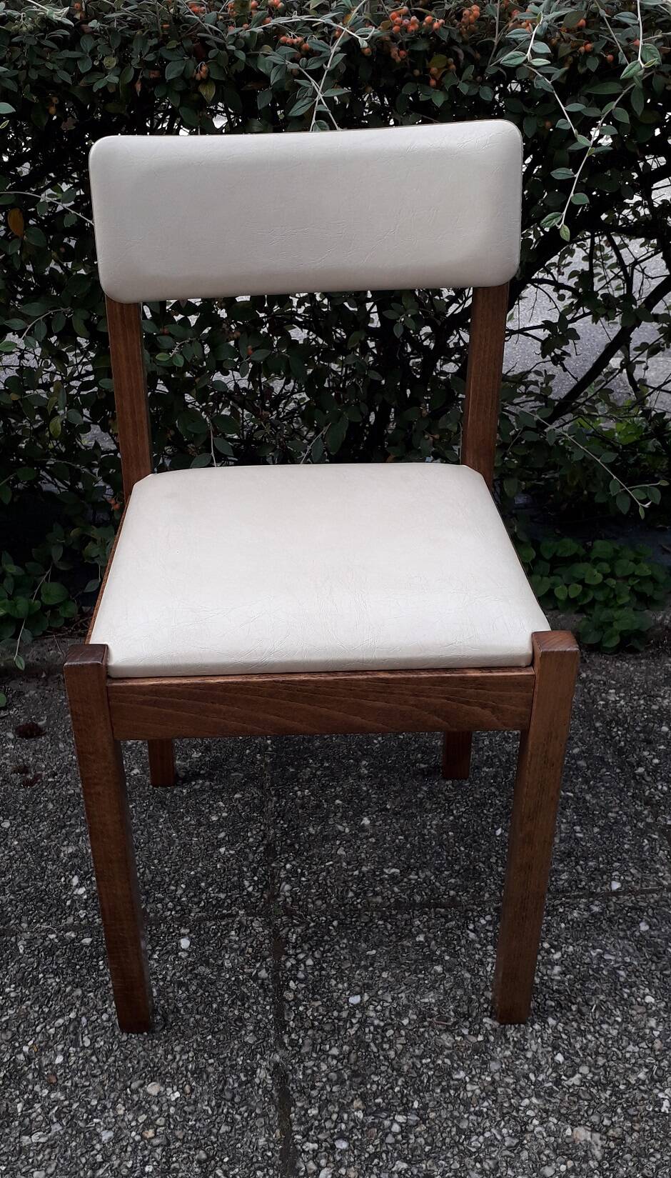 Baumann chairs