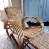 Vintage rattan chaise longue