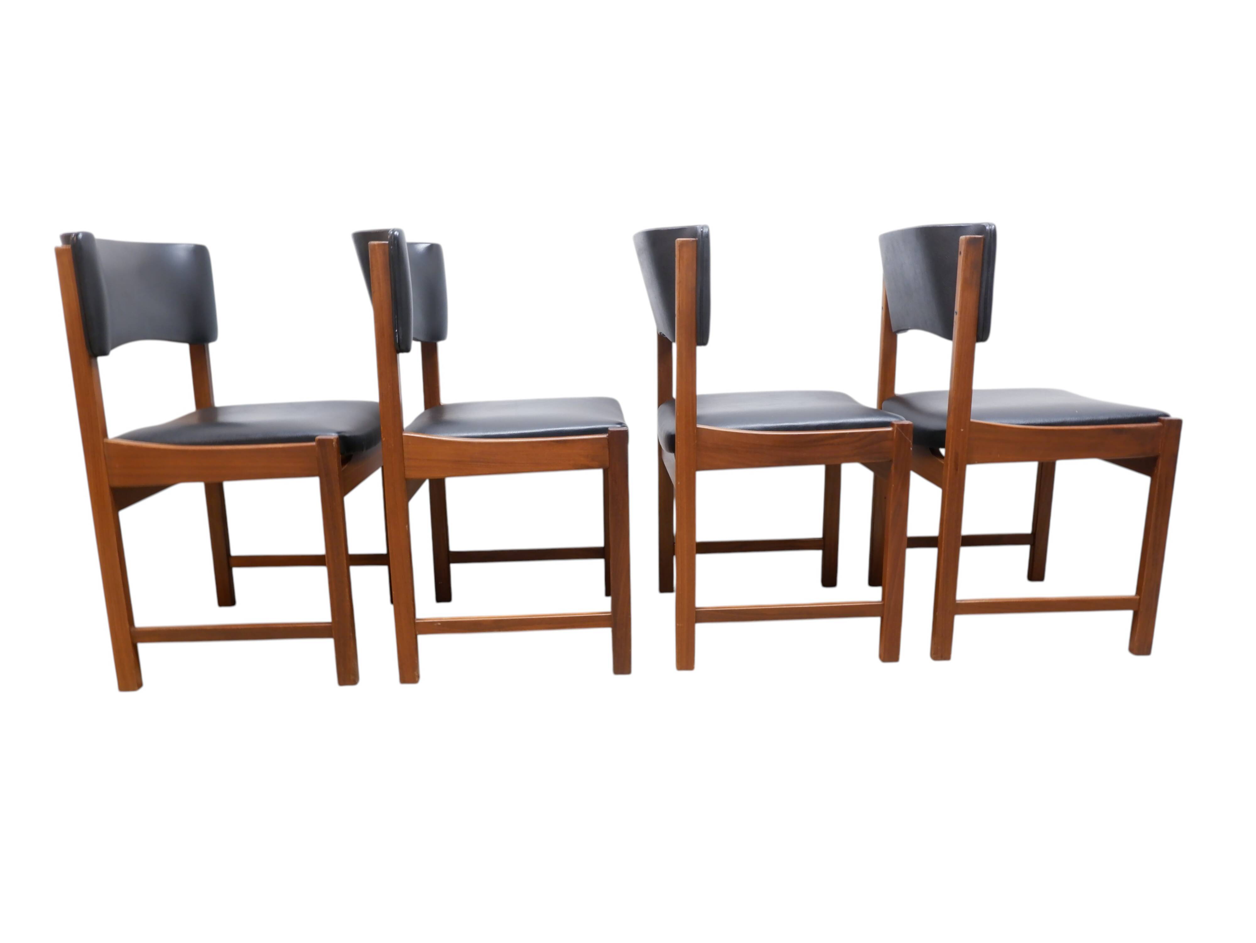 Set of 4 vintage dining chairs, 1960s