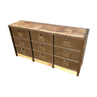 Industrial valve sideboard