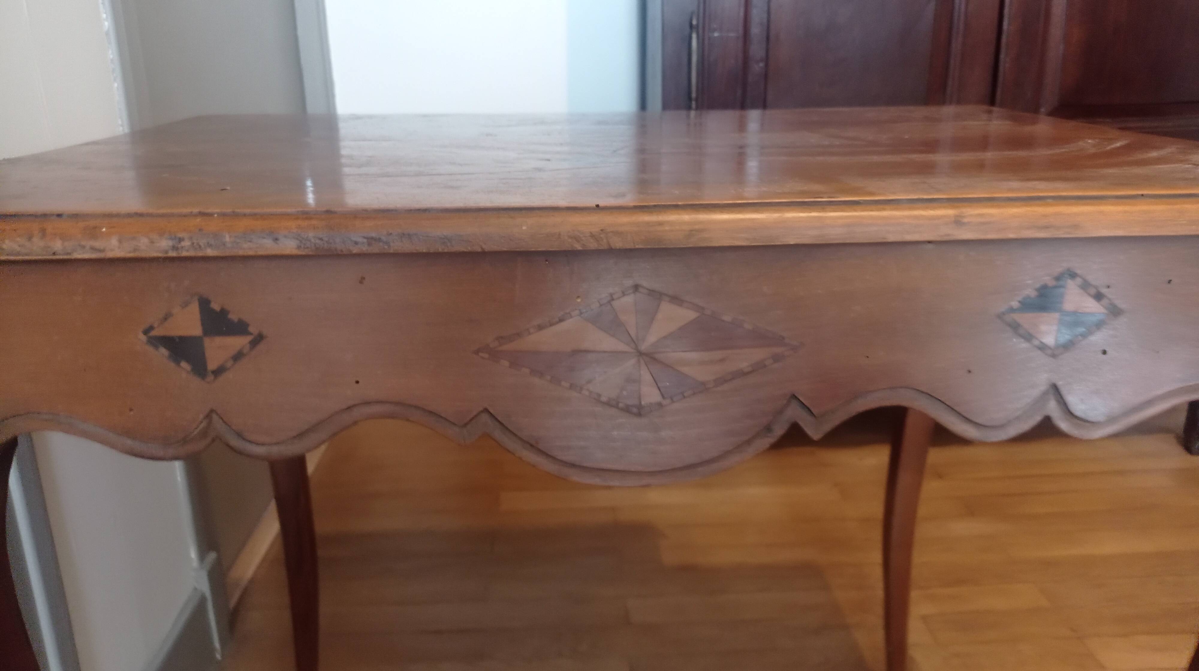 Walnut and marquetry table, 19th century.
